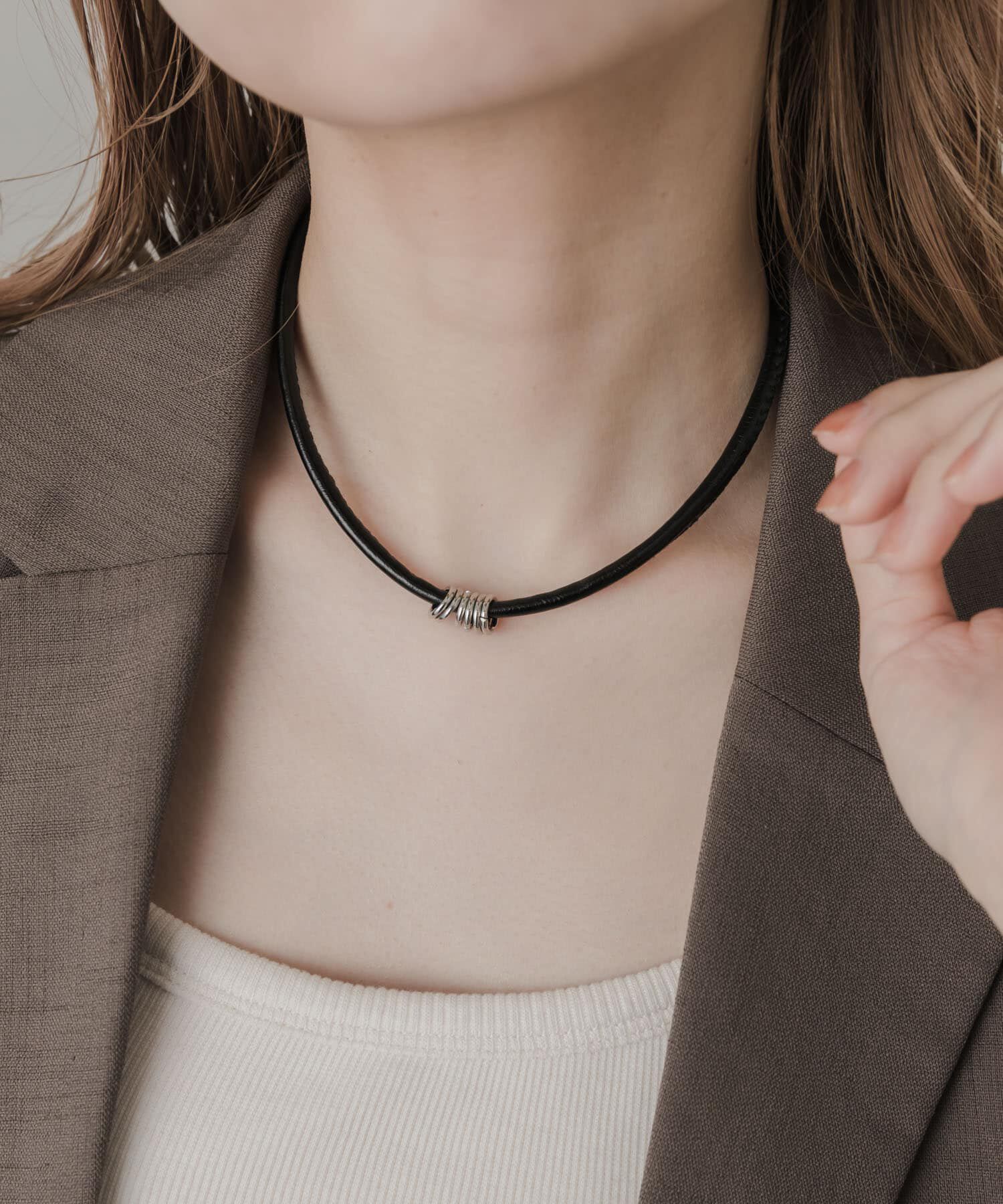 SMELLY「メタルリングコードチョーカー」|ネックレス|