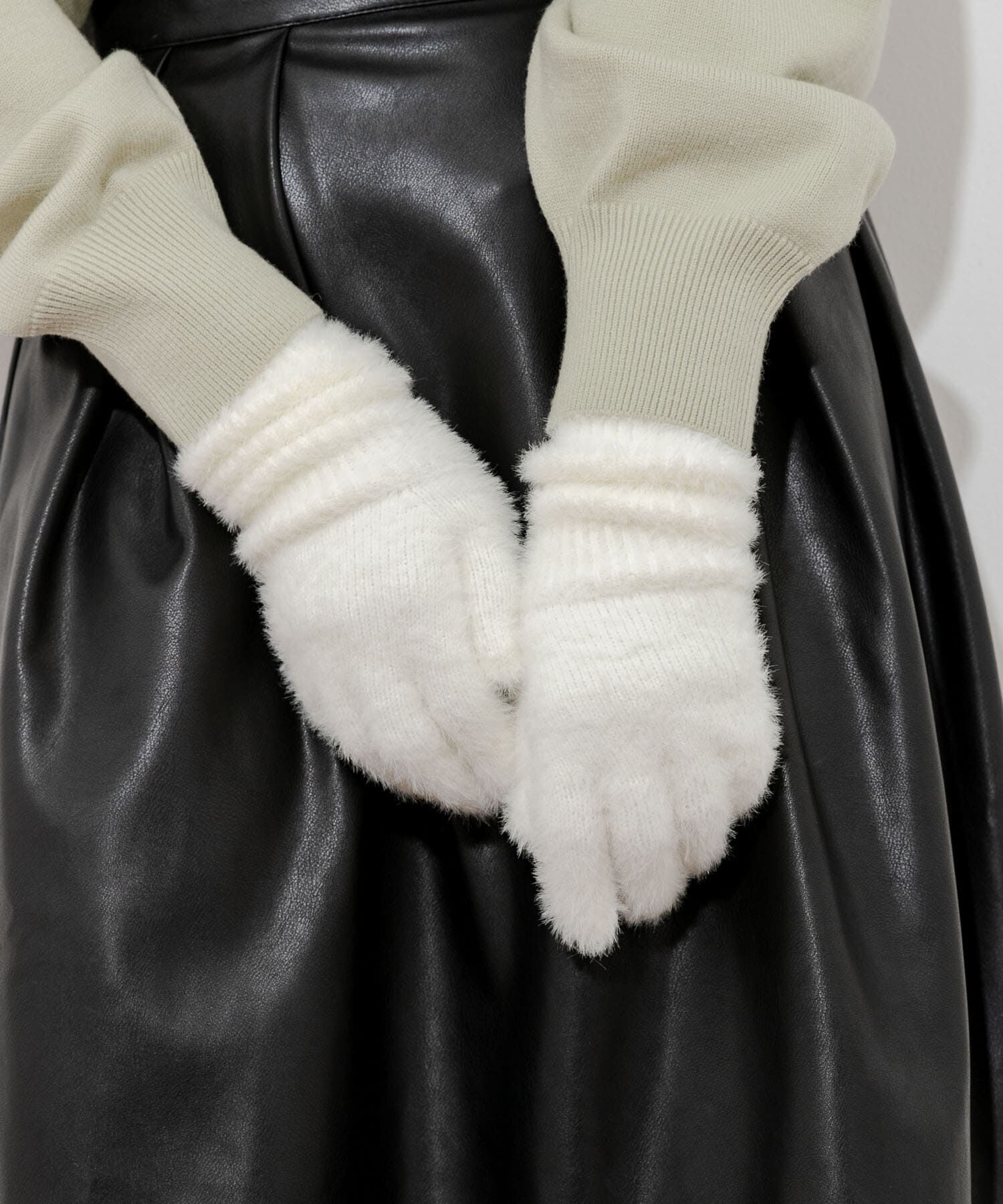 SMELLY「シャギーニットロンググローブ」|手袋|