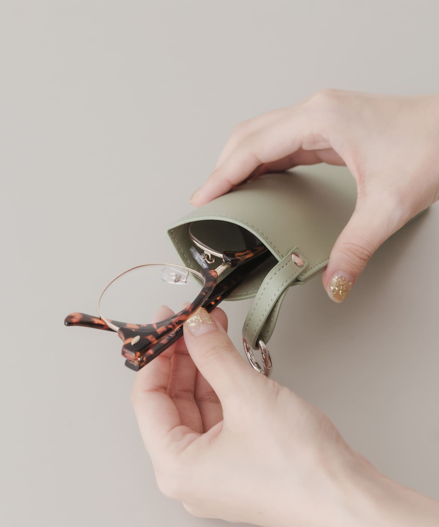 SMELLY「メガネケース」|ポーチ|