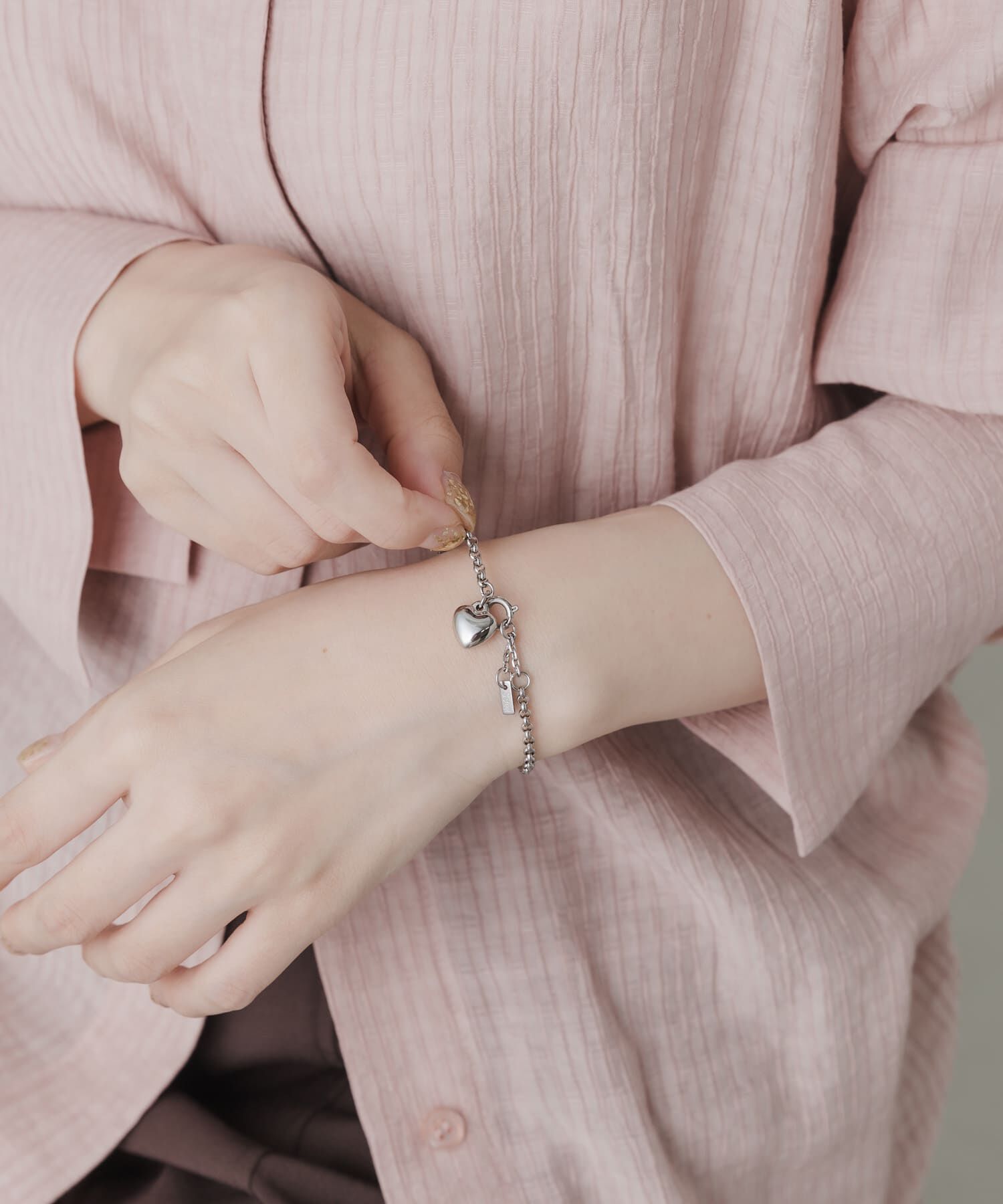 SMELLY「ステンレスハートチャームブレスレット」|ブレスレット・バングル|