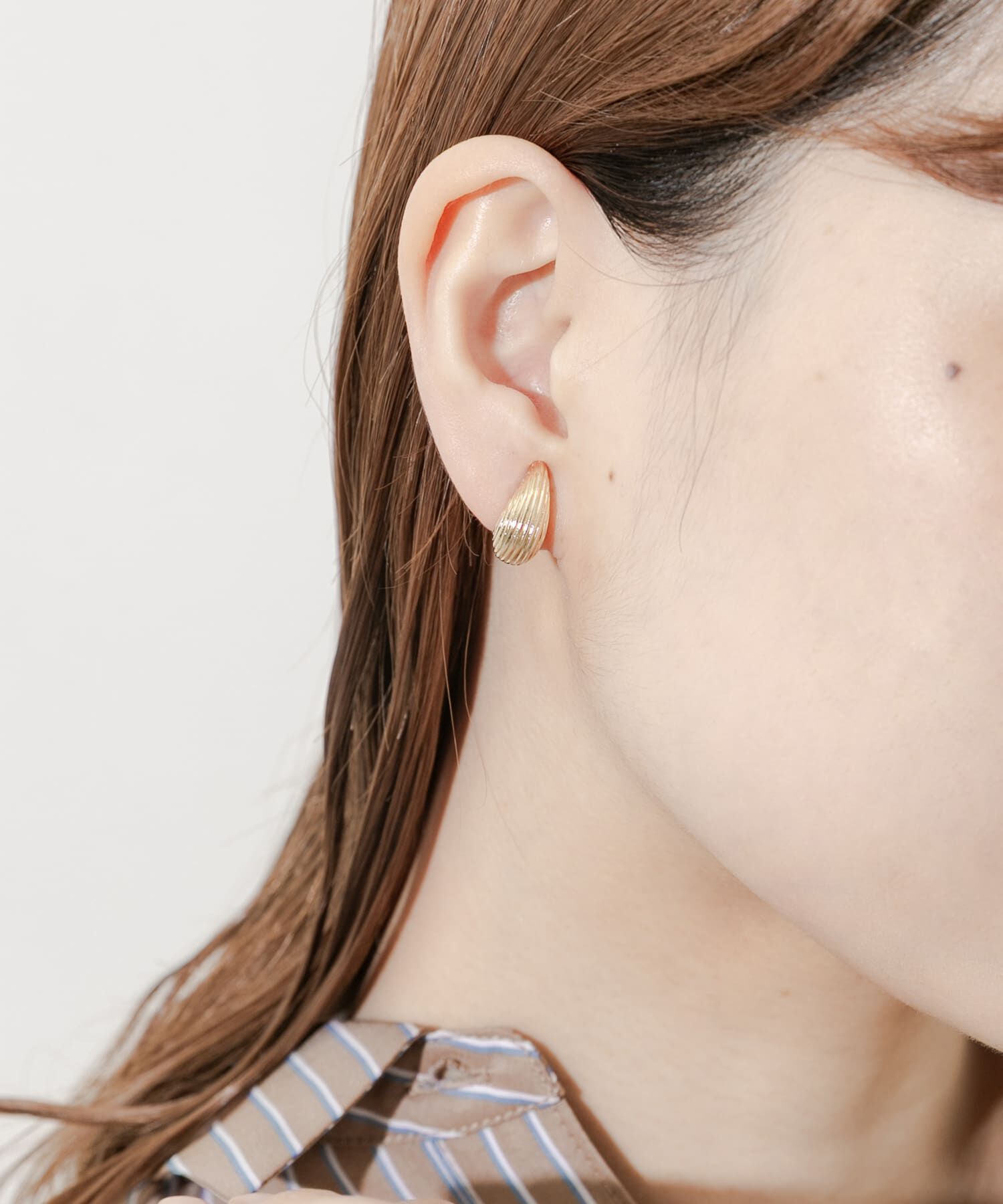 SMELLY「ラインメタルドロップイヤリング」|イヤリング|