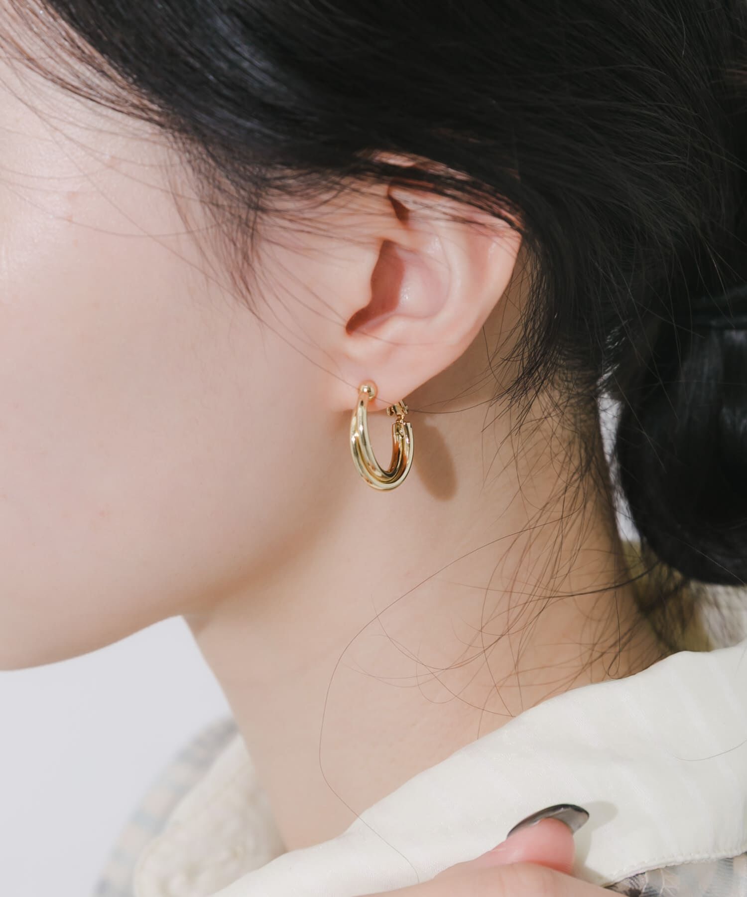 SMELLY「ダブルラインフープイヤリング」|イヤリング|