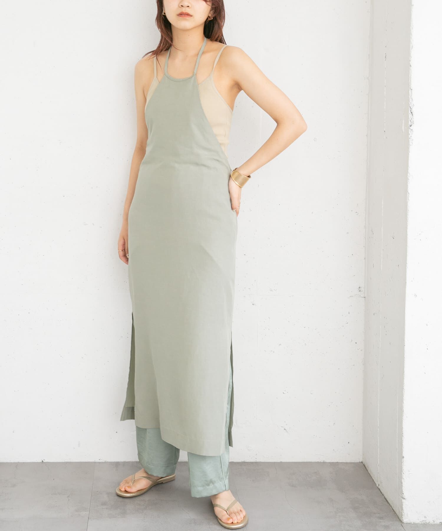  「エプロンワンピース」|ワンピース|