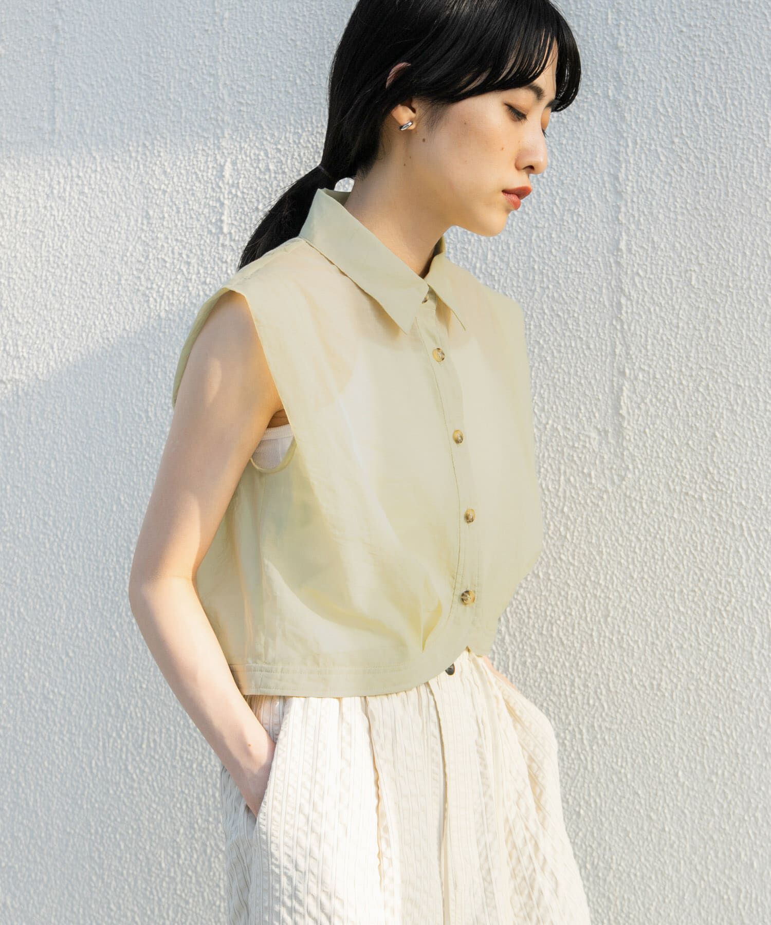  「ショルダータックコンパクトシャツ」|シャツ・ブラウス|