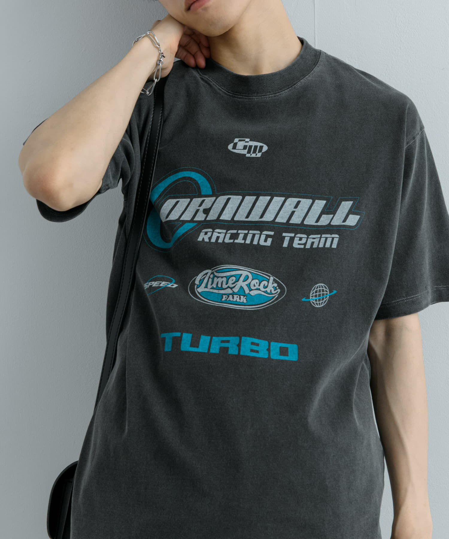 SENSE OF PLACE by URBAN RESEARCH「フェードロゴグラフィックTシャツ(5分袖)」|Tシャツ・カットソー|