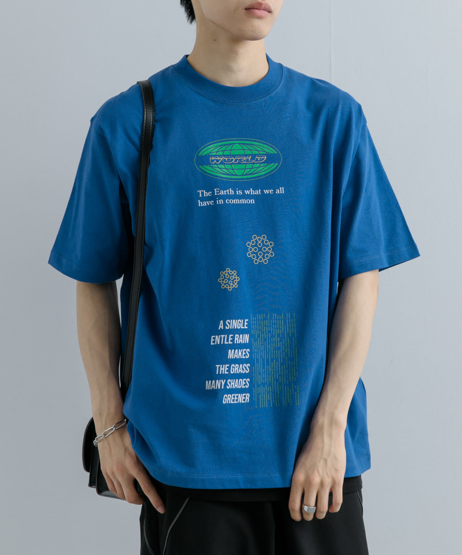 SENSE OF PLACE by URBAN RESEARCH「ロゴグラフィックTシャツ(5分袖) A」|Tシャツ・カットソー|
