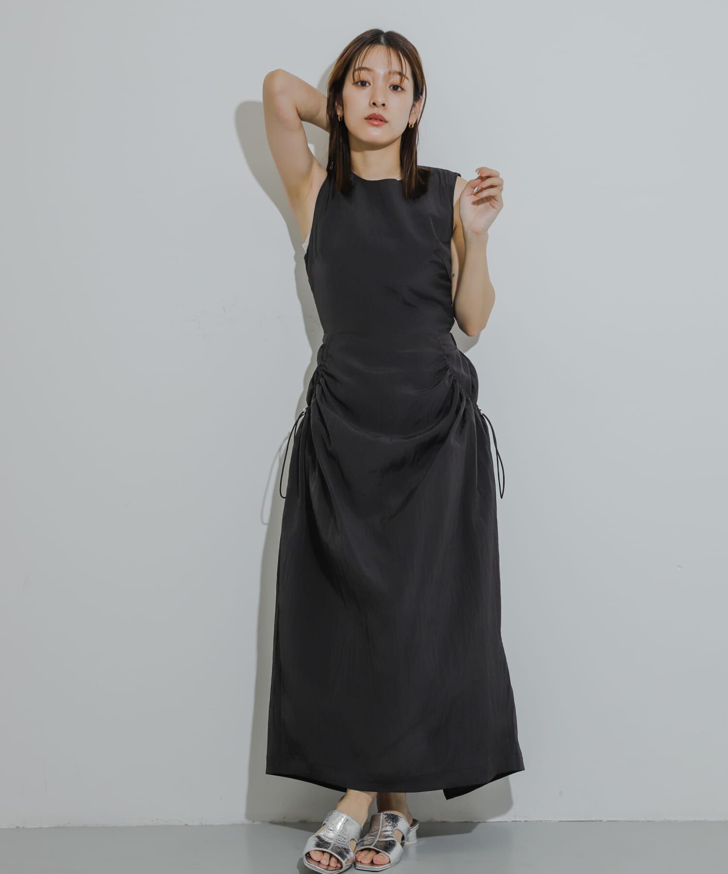 SENSE OF PLACE by URBAN RESEARCH「ナイロンギャザーコクーンワンピース」|ワンピース|