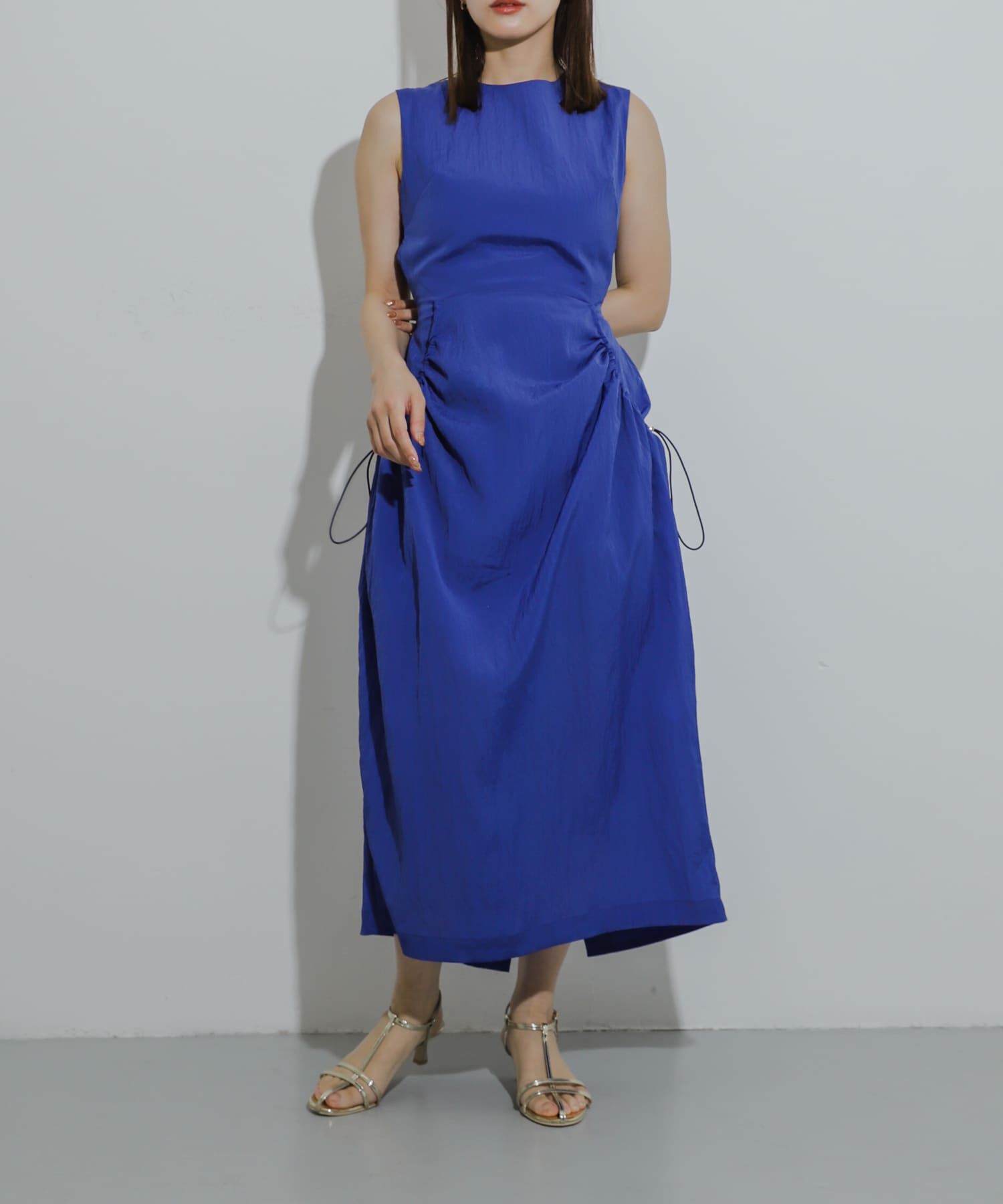 SENSE OF PLACE by URBAN RESEARCH「ナイロンギャザーコクーンワンピース」|ワンピース|ブルー