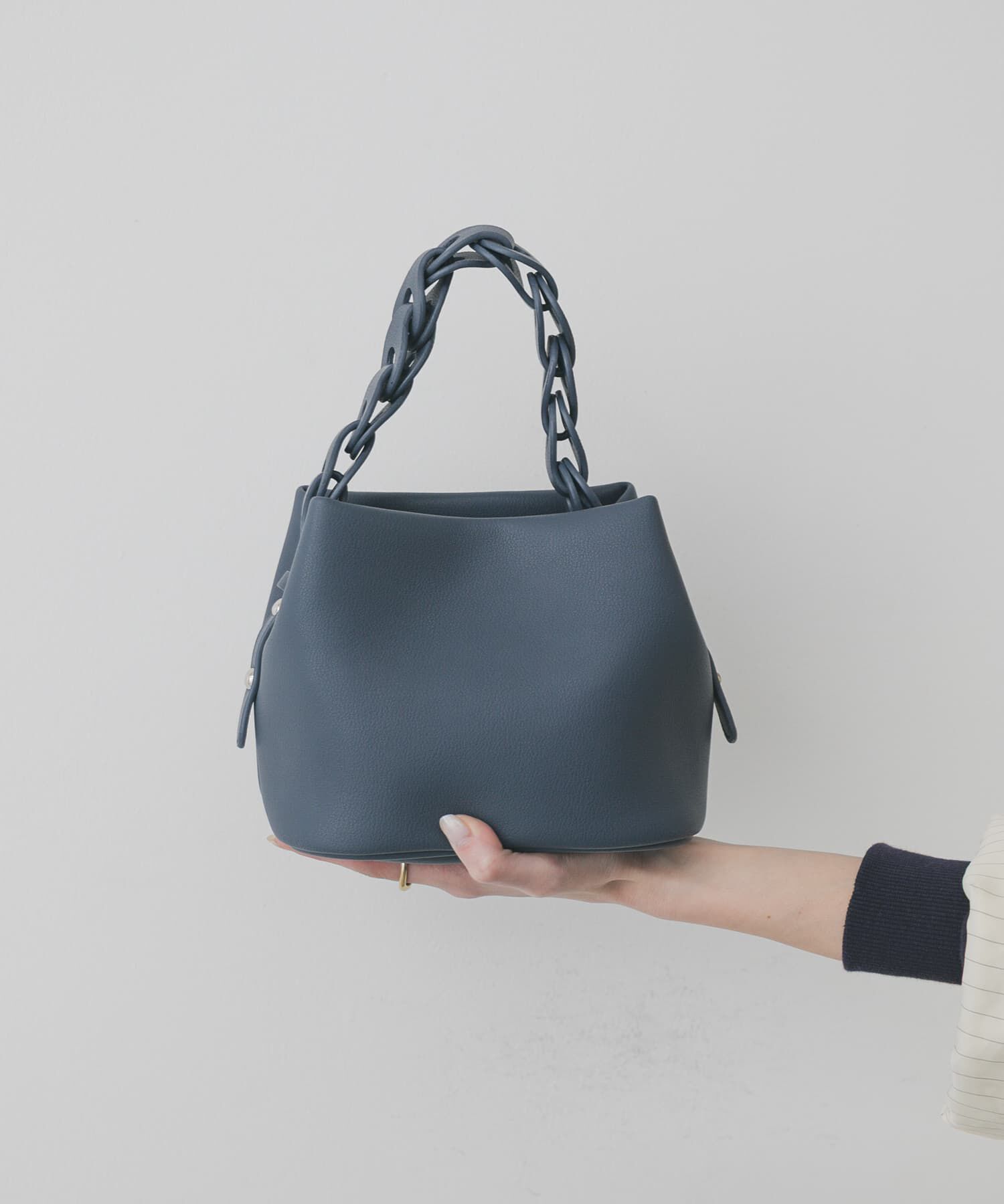 SENSE OF PLACE by URBAN RESEARCH「チェーンハンドルパフバッグ」|ショルダー・メッセンジャー|