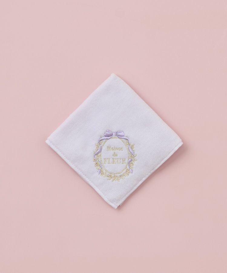 Maison de FLEUR「リボンフレーム刺繍タオルハンカチ」|ハンカチ|ラベンダー