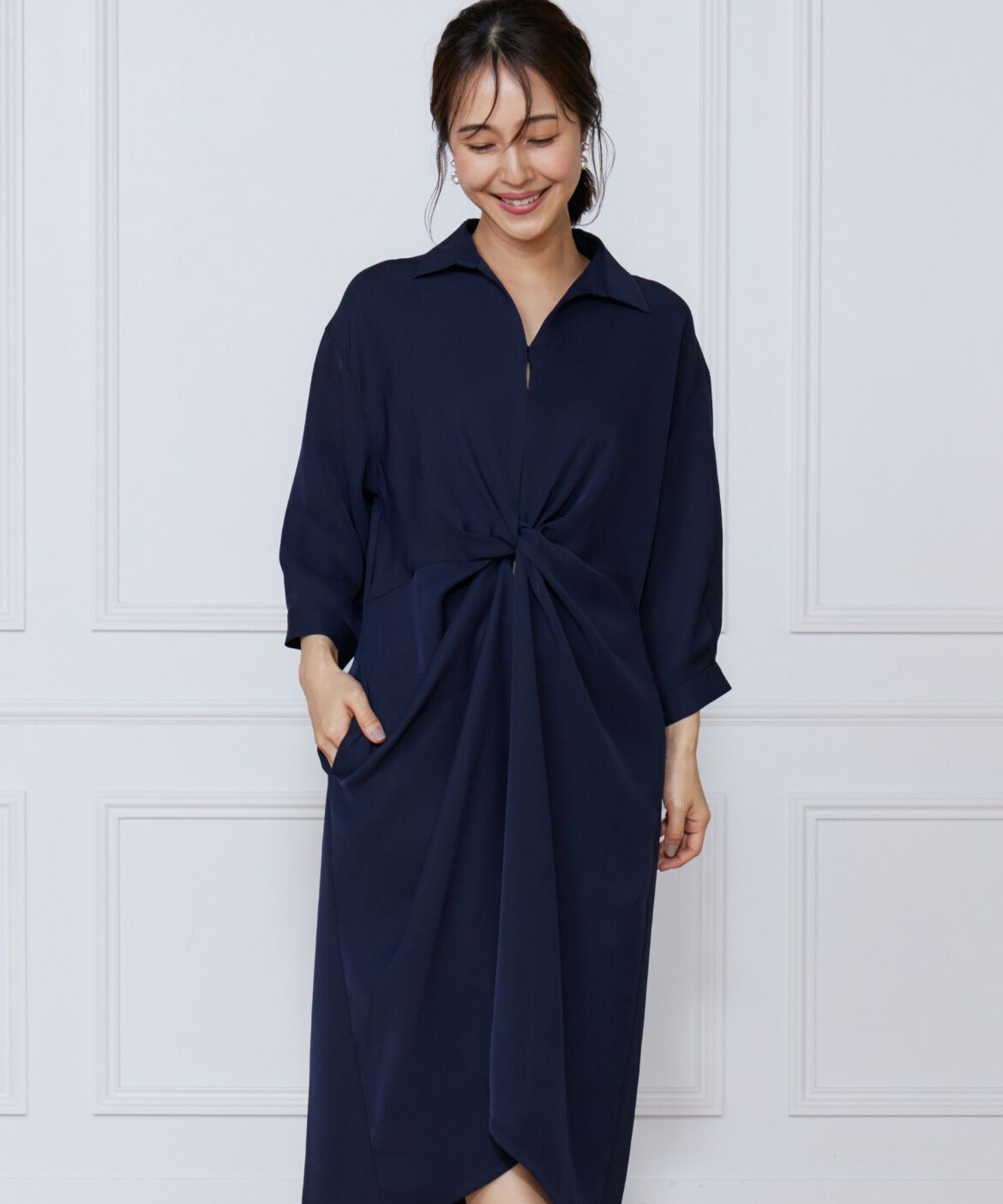 ef-de Black「サテンツイストワンピース」|ワンピース|ネイビー