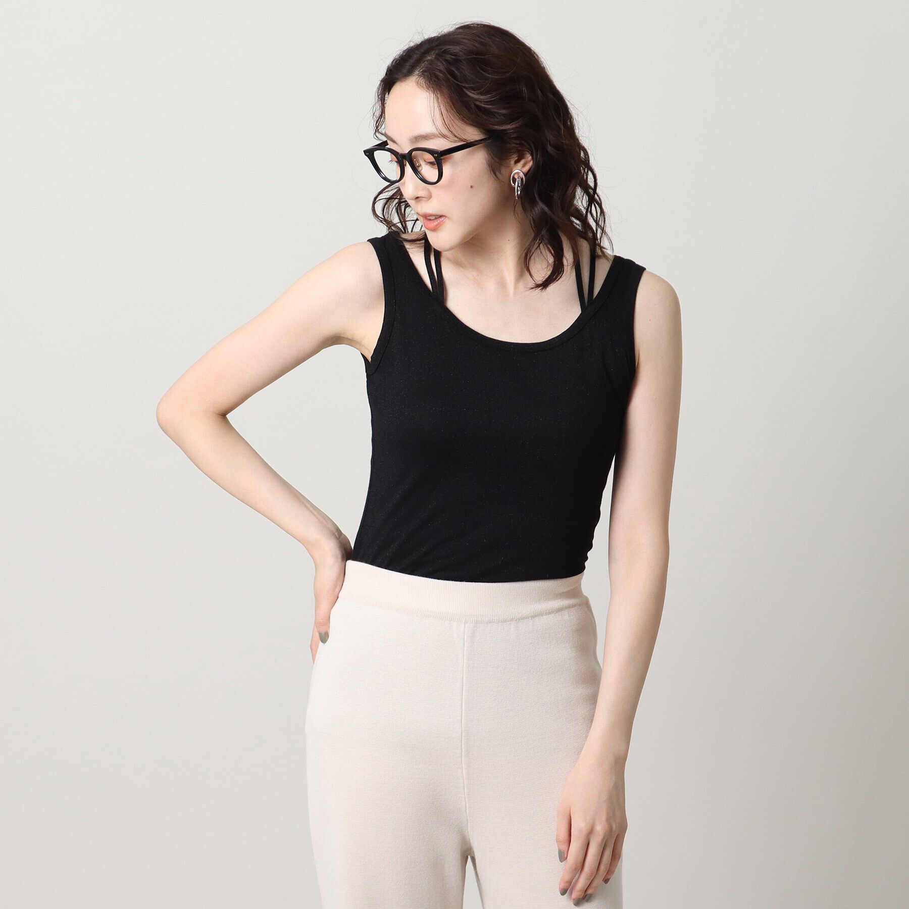 UNTITLED「リーベルラメベア天竺タンクトップ」|キャミソール|ブラック(019)