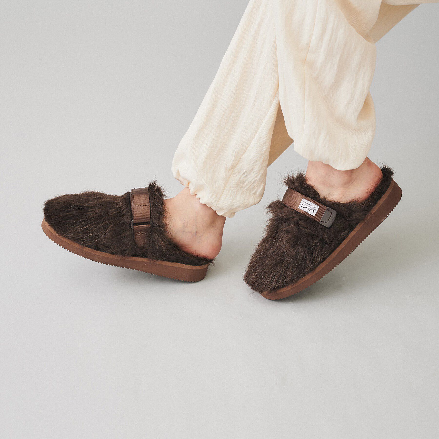 UNTITLED「【SUICOKE】ZAVO フェイクファーサンダル」|サンダル|