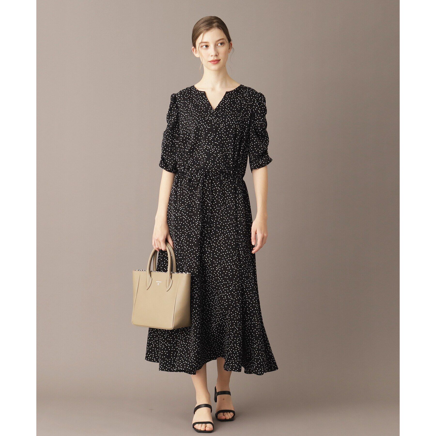 DRESSTERIOR「【ポケット付き/ドット柄】ドットハーフスリーブワンピース」|ワンピース|
