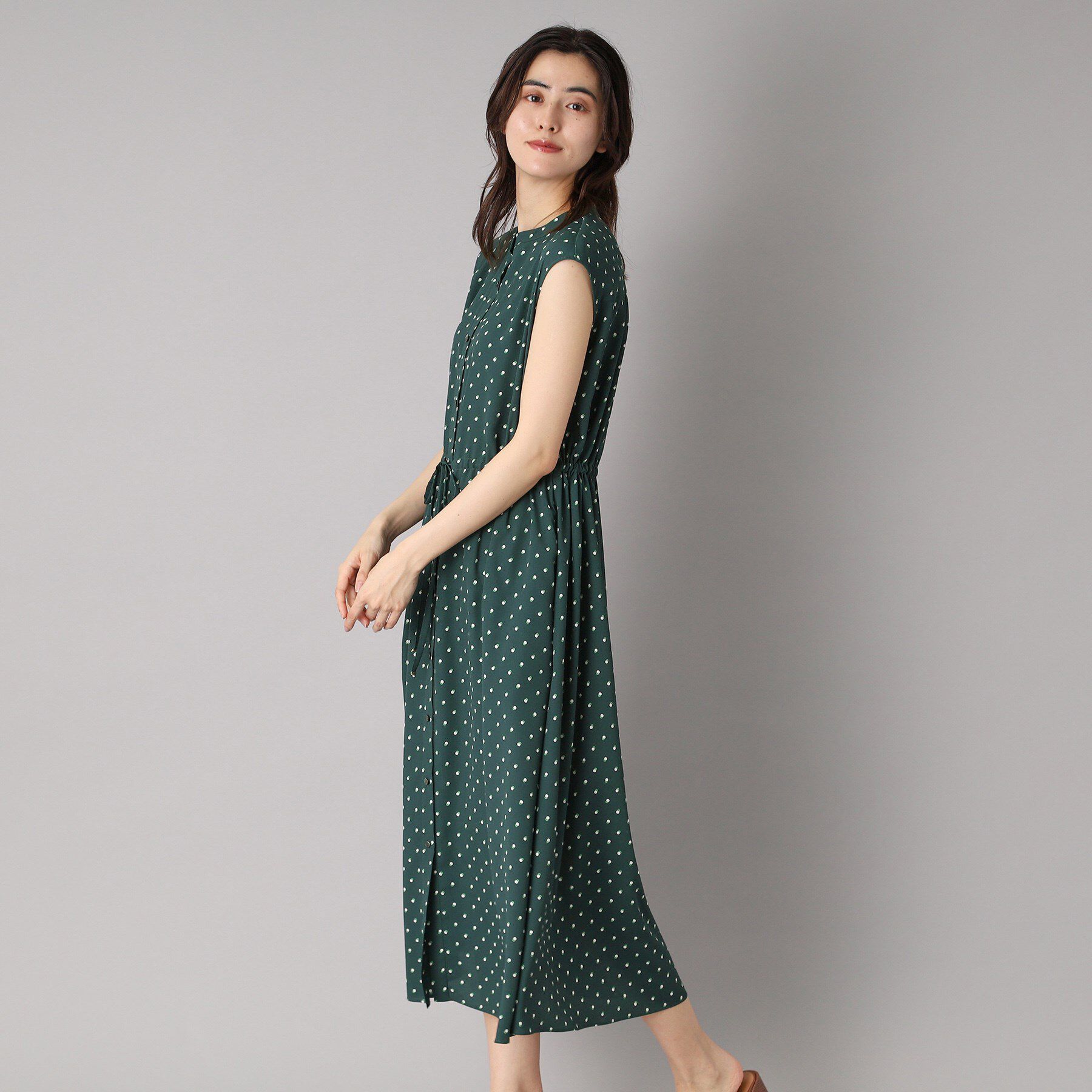 DRESSTERIOR「【ポケットあり/後ろウエストゴム】ドットプリントフレンチスリーブワンピ」|ワンピース|