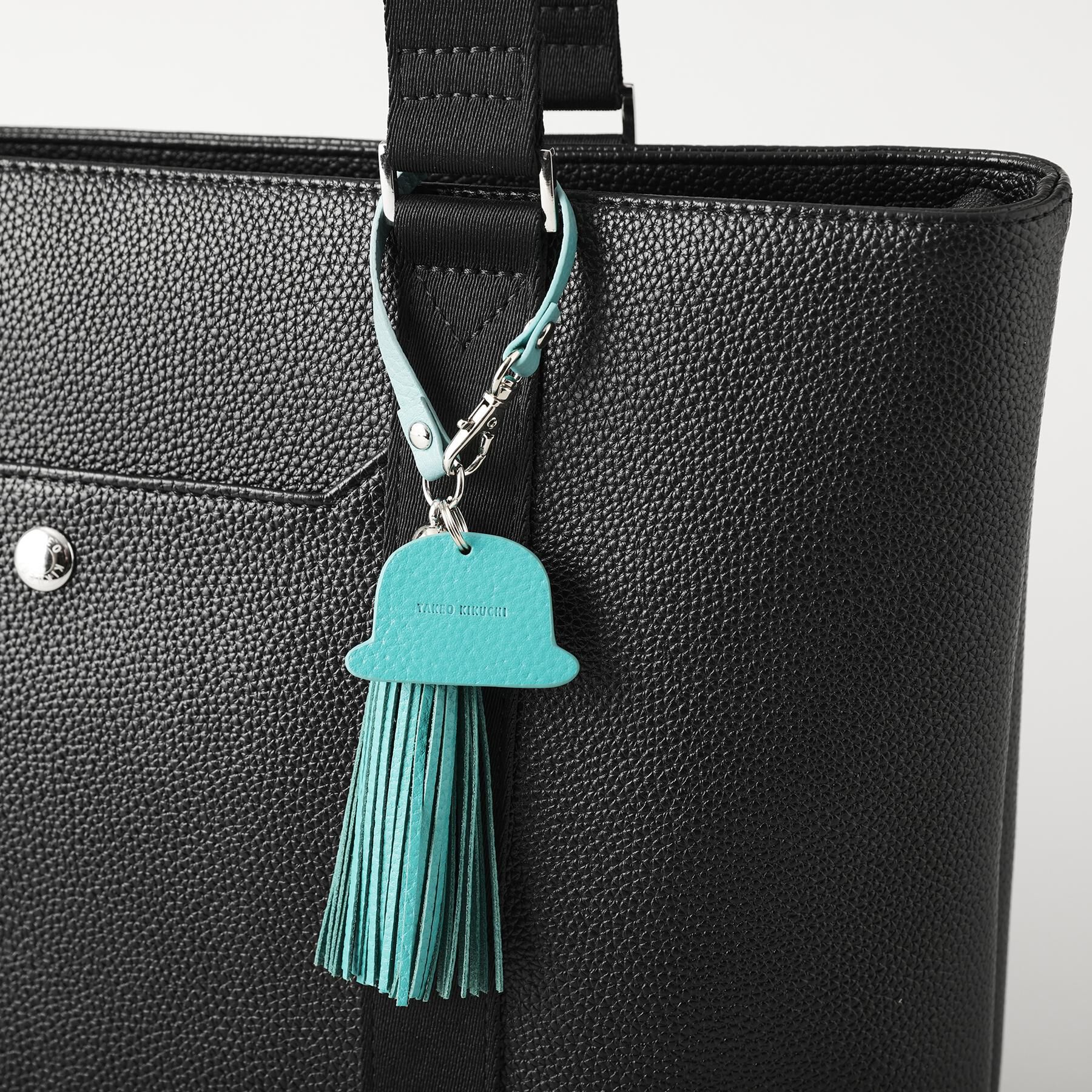 TAKEO KIKUCHI「【シュリンクレザー】ボーラーハットタッセルチャーム」|キーケース|