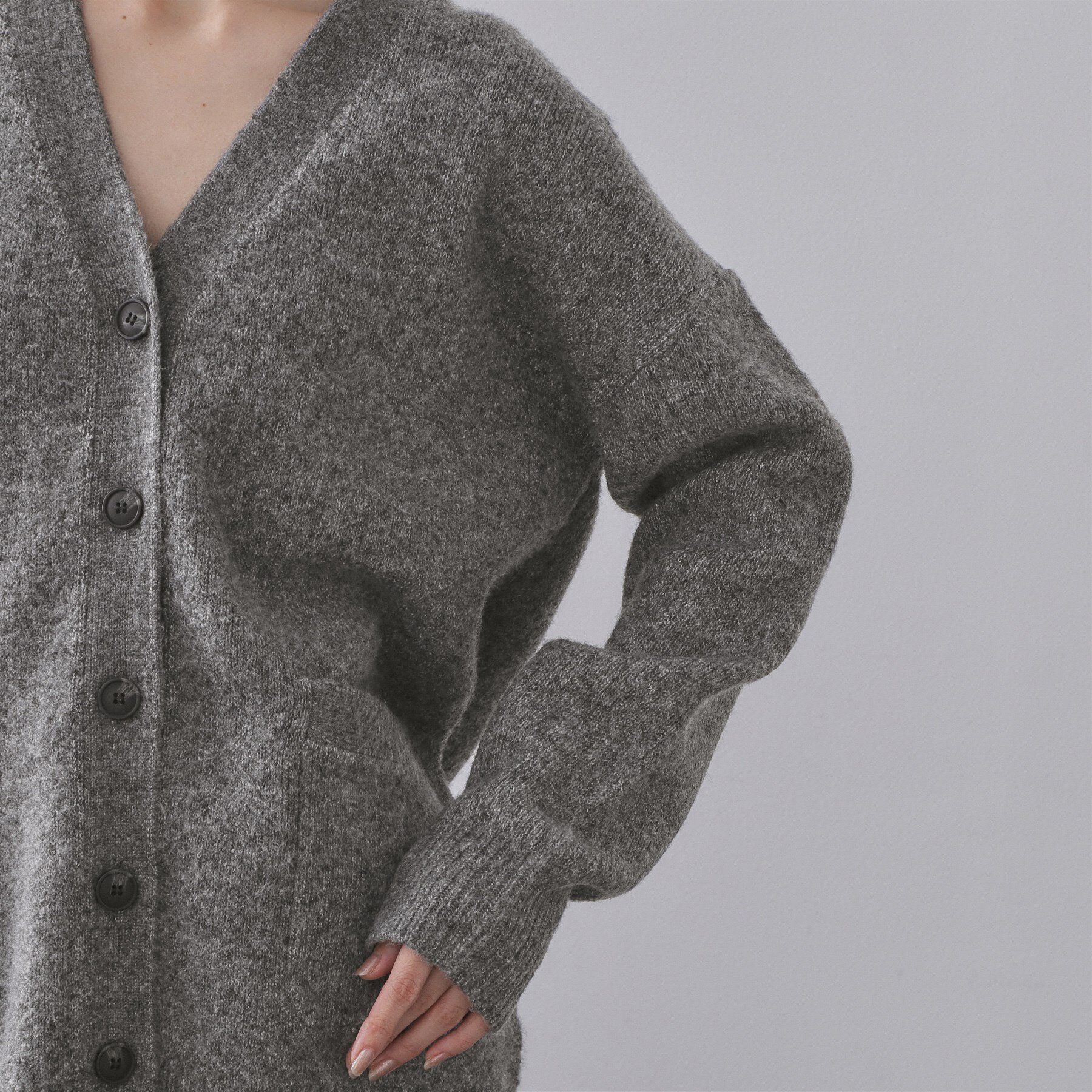 OPAQUE.CLIP「Vネックニットカーディガン／セットアップ対応可【洗濯機OK】」|カーディガン|