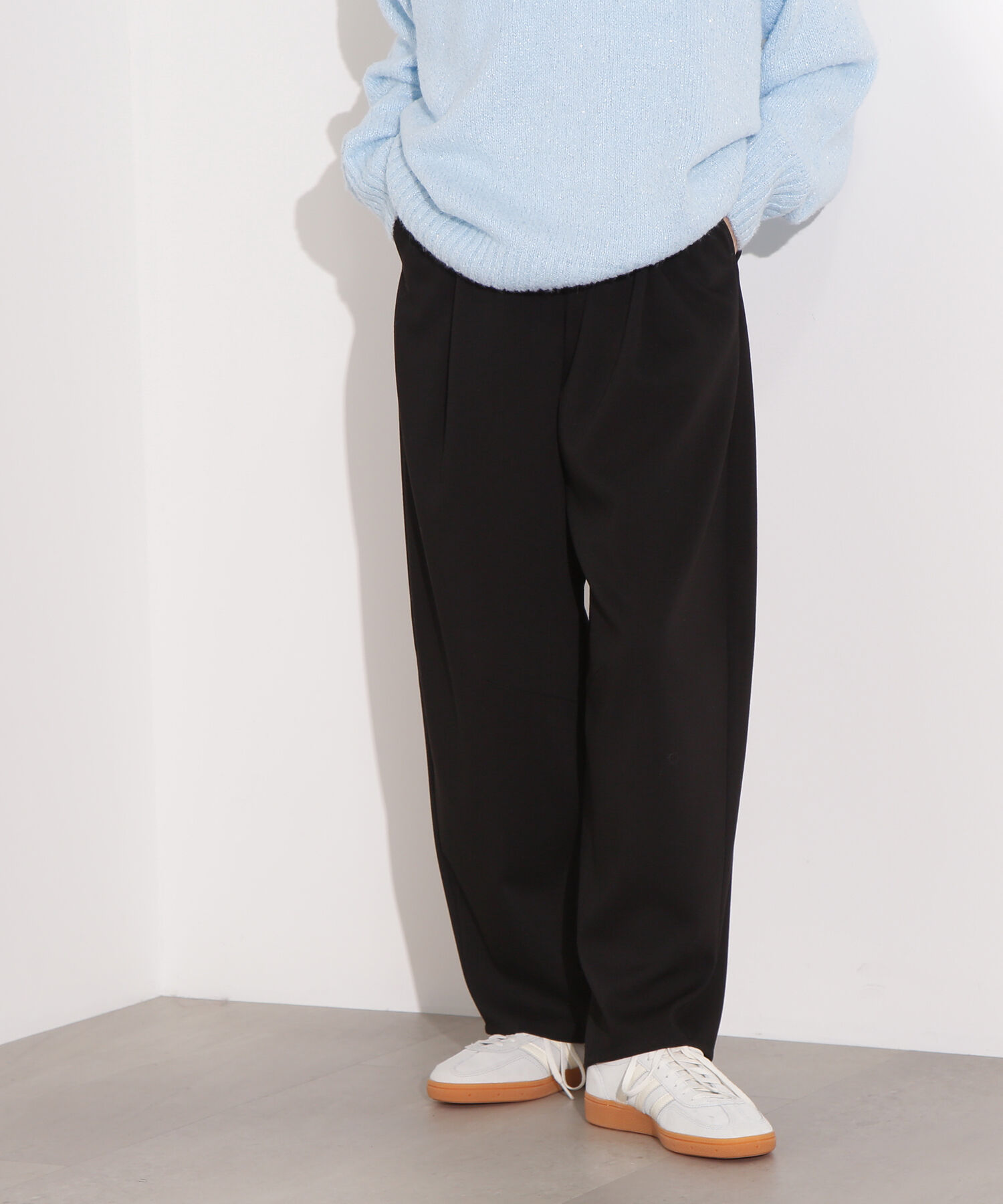  「カーブパンツ」|その他|ブラック