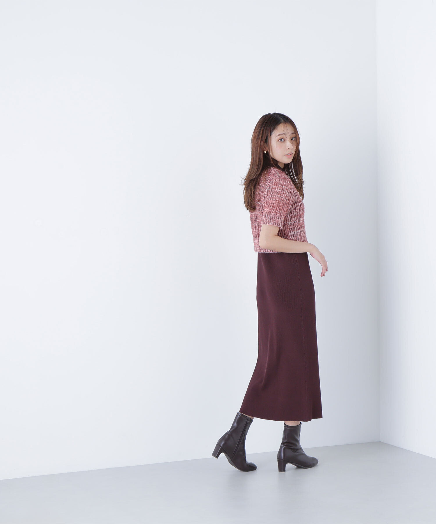  「フィルムラメカーデセットニットワンピース」|ワンピース|