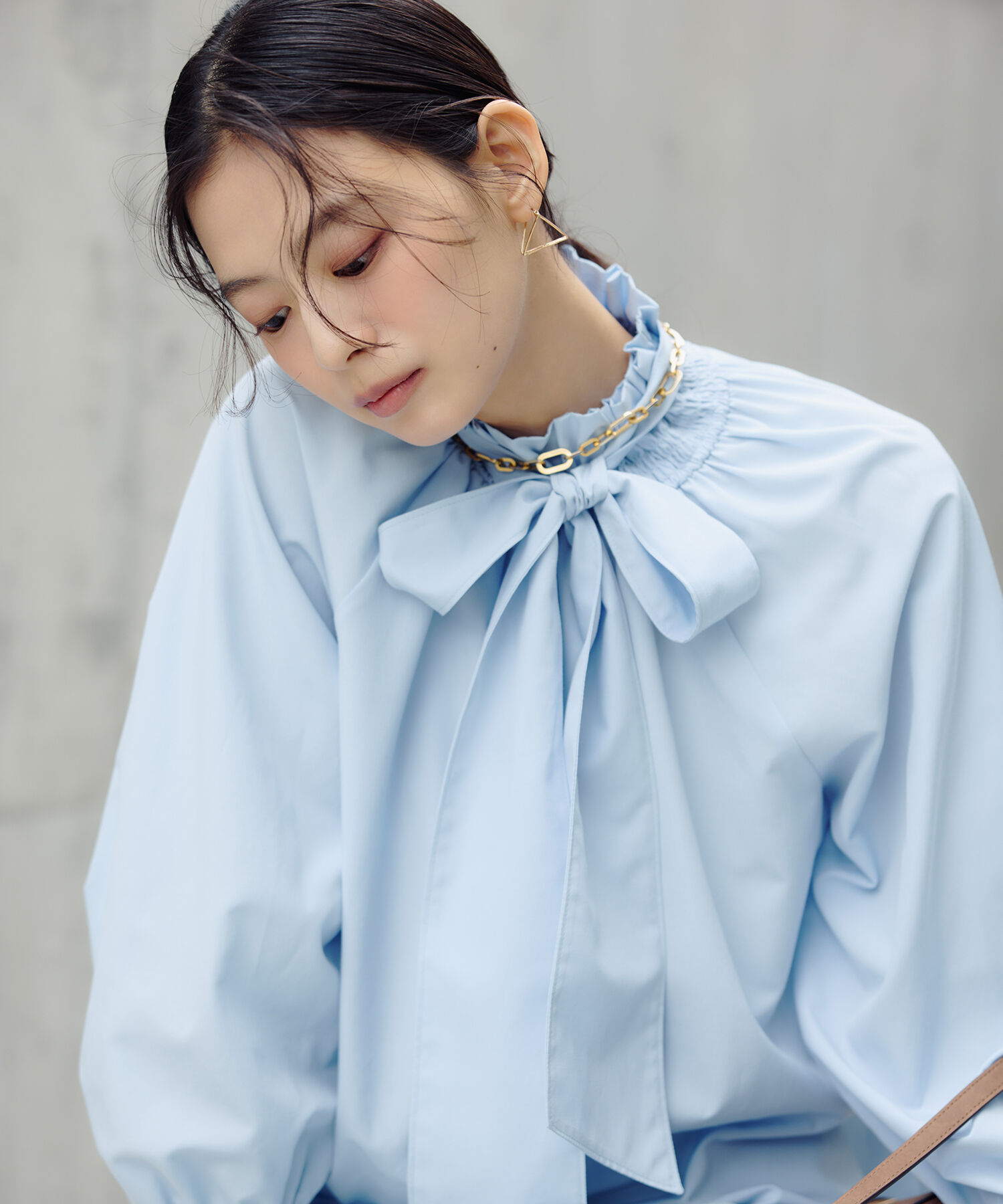  「ハイネックリボンボウブラウス」|シャツ・ブラウス|ブルー