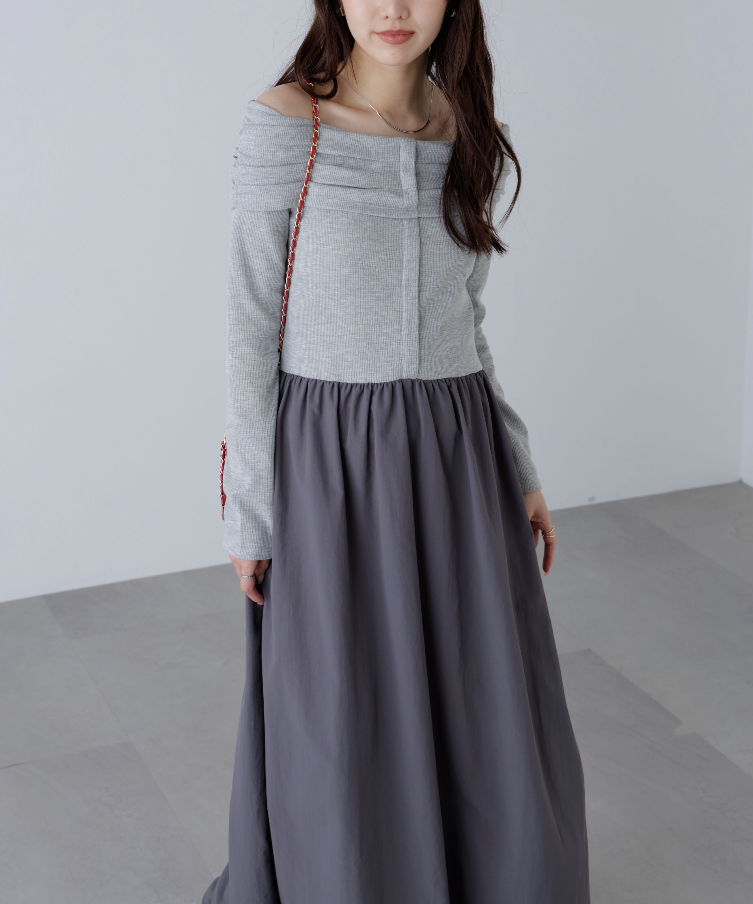  「オフショルドッキングワンピース」|ワンピース|