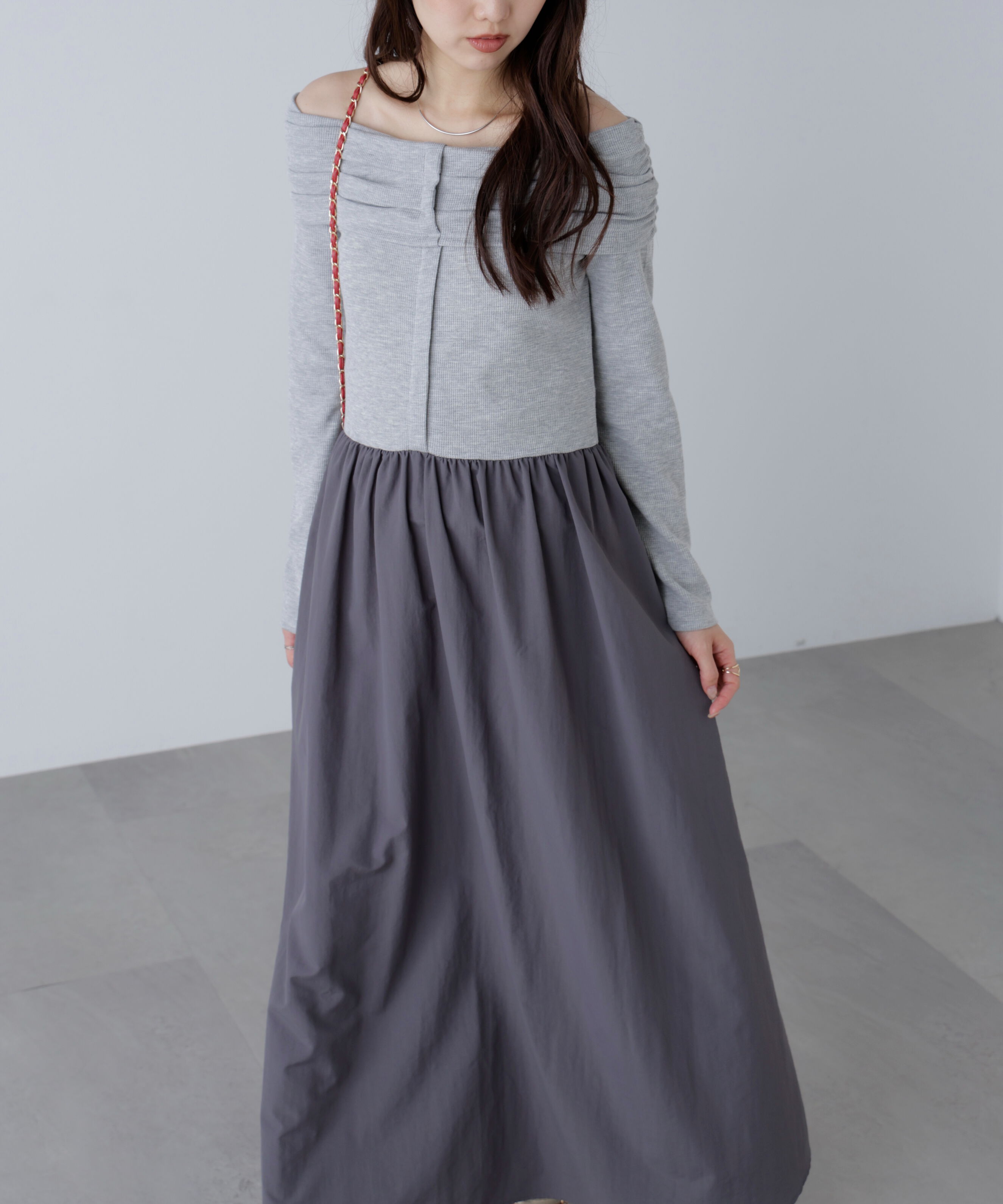  「オフショルドッキングワンピース」|ワンピース|