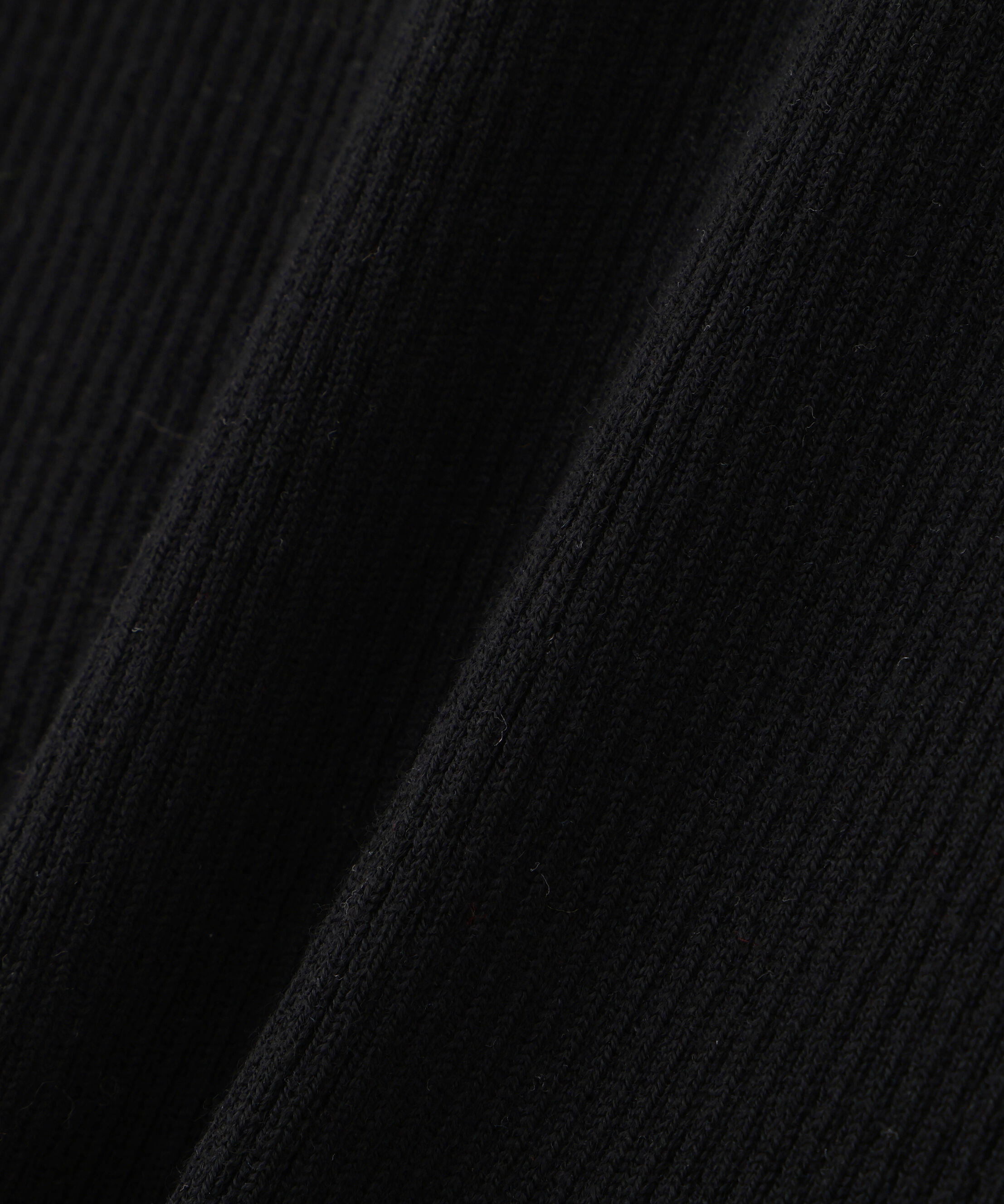  「袖金ボタンリブタートルニット」|ニット・セーター|