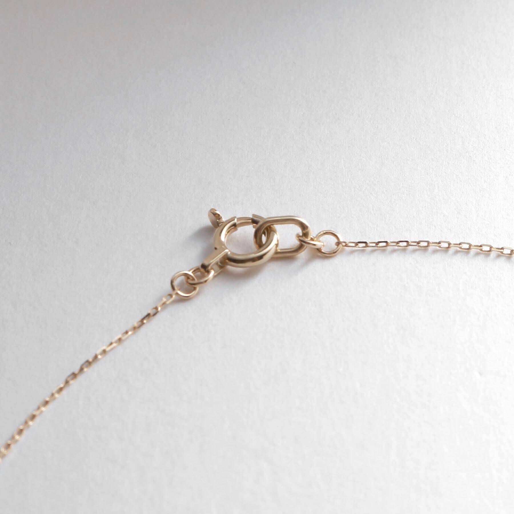 COCOSHNIK「【WEB限定】K10スピリチュアルストーン（エメラルド）ネックレス」|ネックレス|