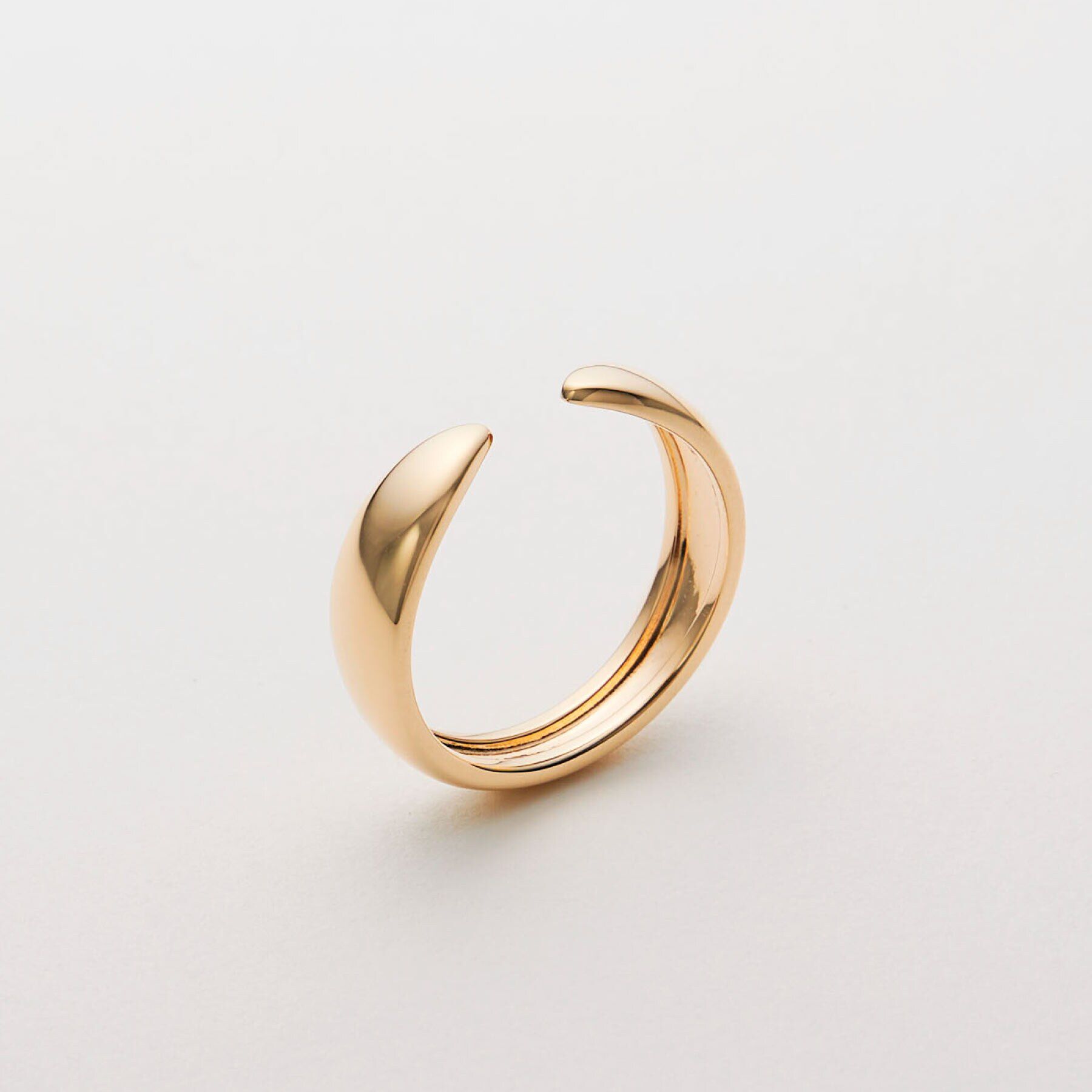 COCOSHNIK「K10ポインテッドシェイプオープン リング」|リング|