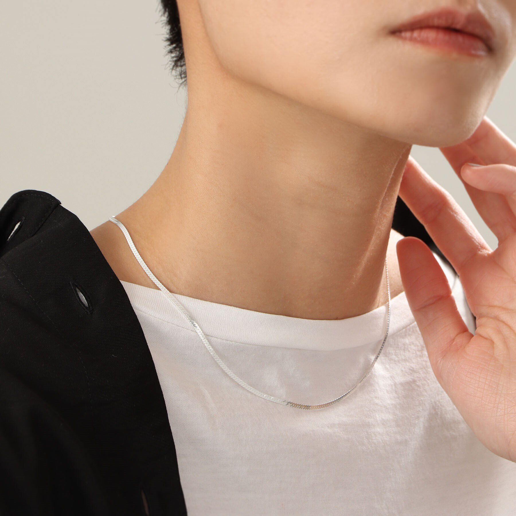 COCOSHNIK ONKITSCH「シルバー デザインチェーン フラットスネークネックレスS」|ネックレス|