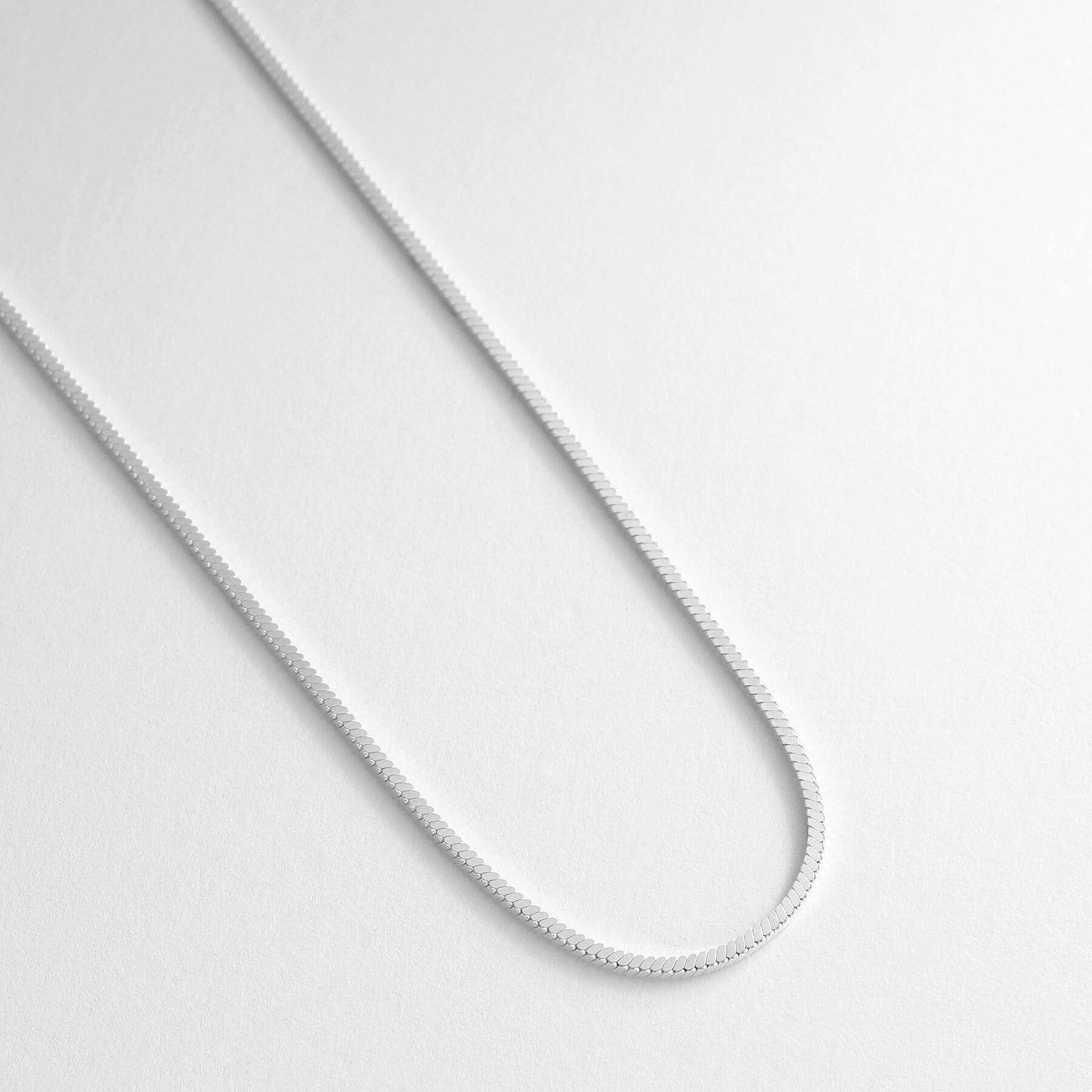 COCOSHNIK ONKITSCH「シルバー デザインチェーン コンパクトネックレス」|ネックレス|