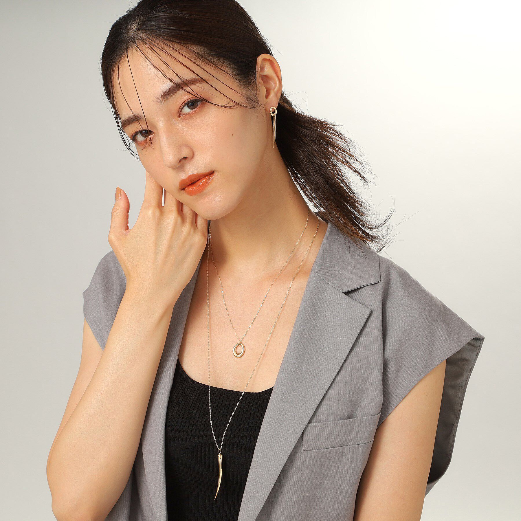 COCOSHNIK「K10中空ホーンモチーフ ネックレス」|ネックレス|