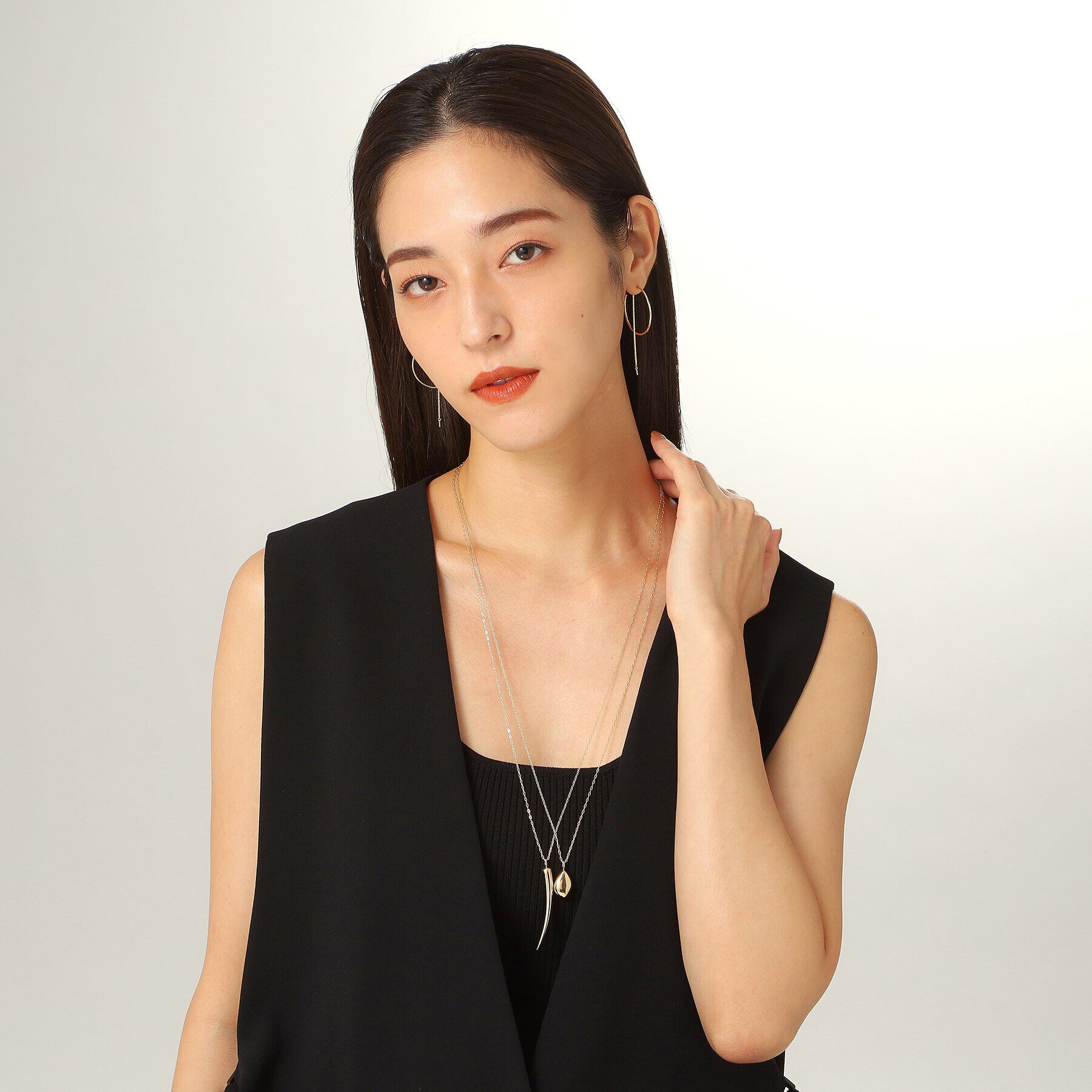 COCOSHNIK「K10中空ホーンモチーフ ネックレス」|ネックレス|