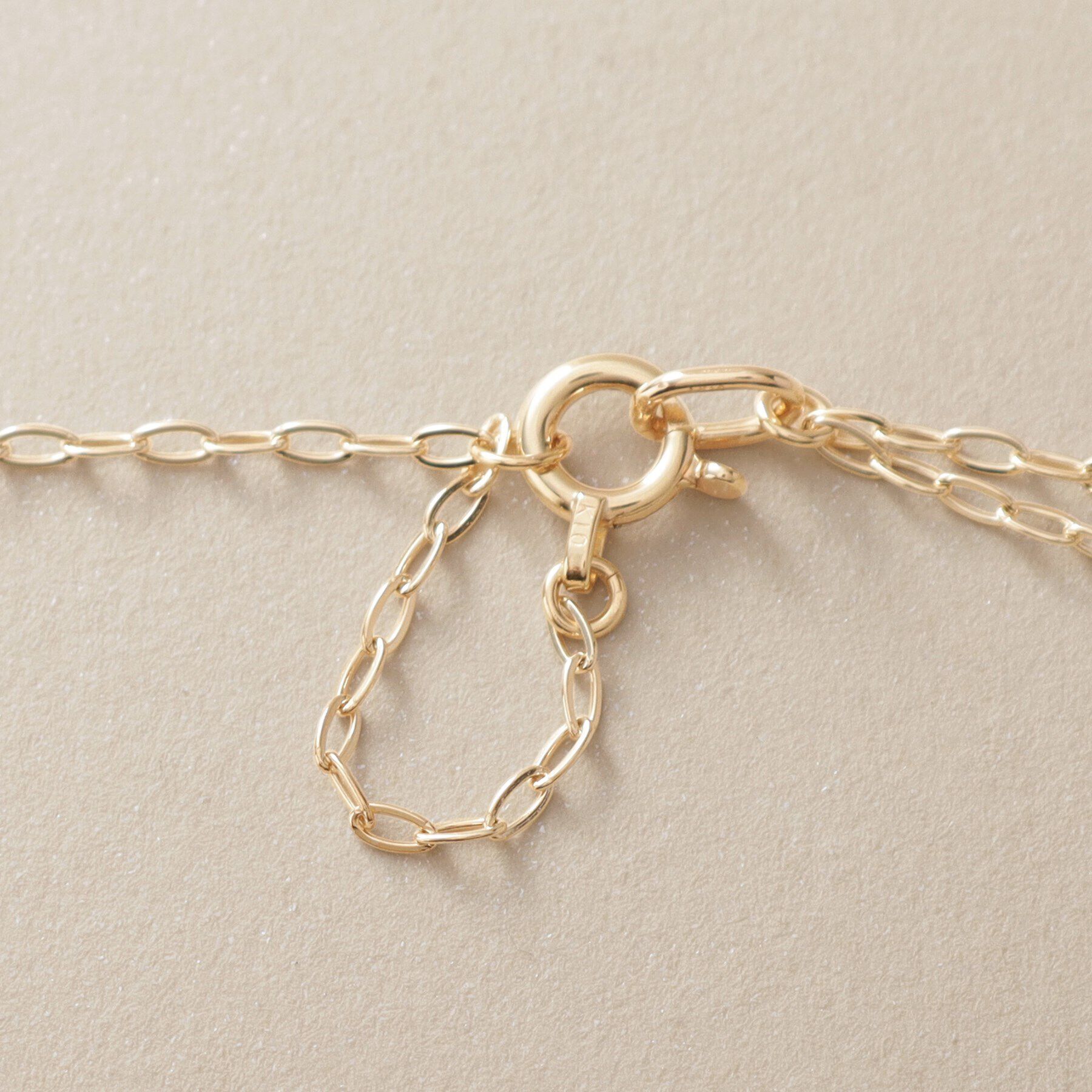 COCOSHNIK「K10S字パーツセパレート ネックレス」|ネックレス|