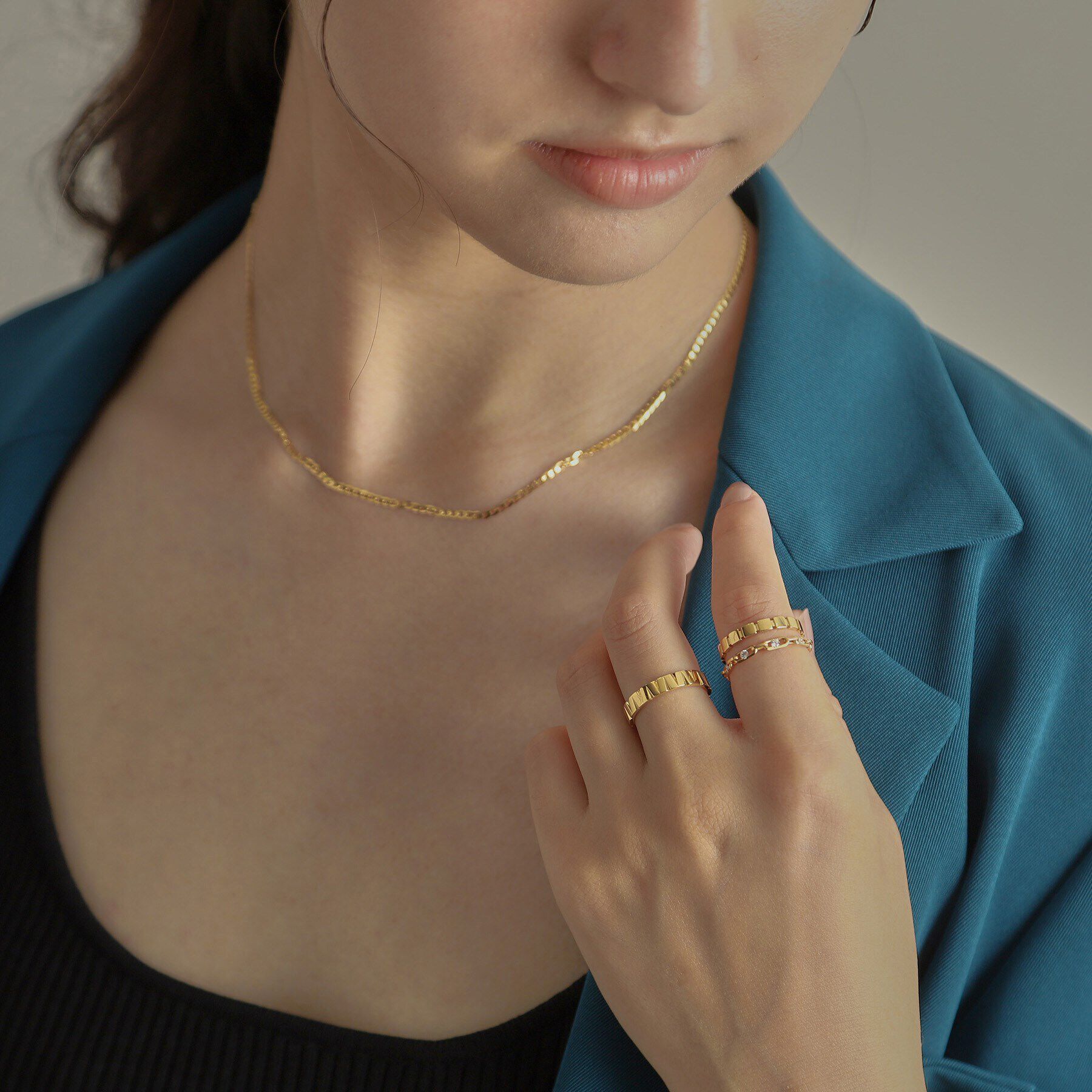 COCOSHNIK「K18トライアングルカービング リング」|リング|