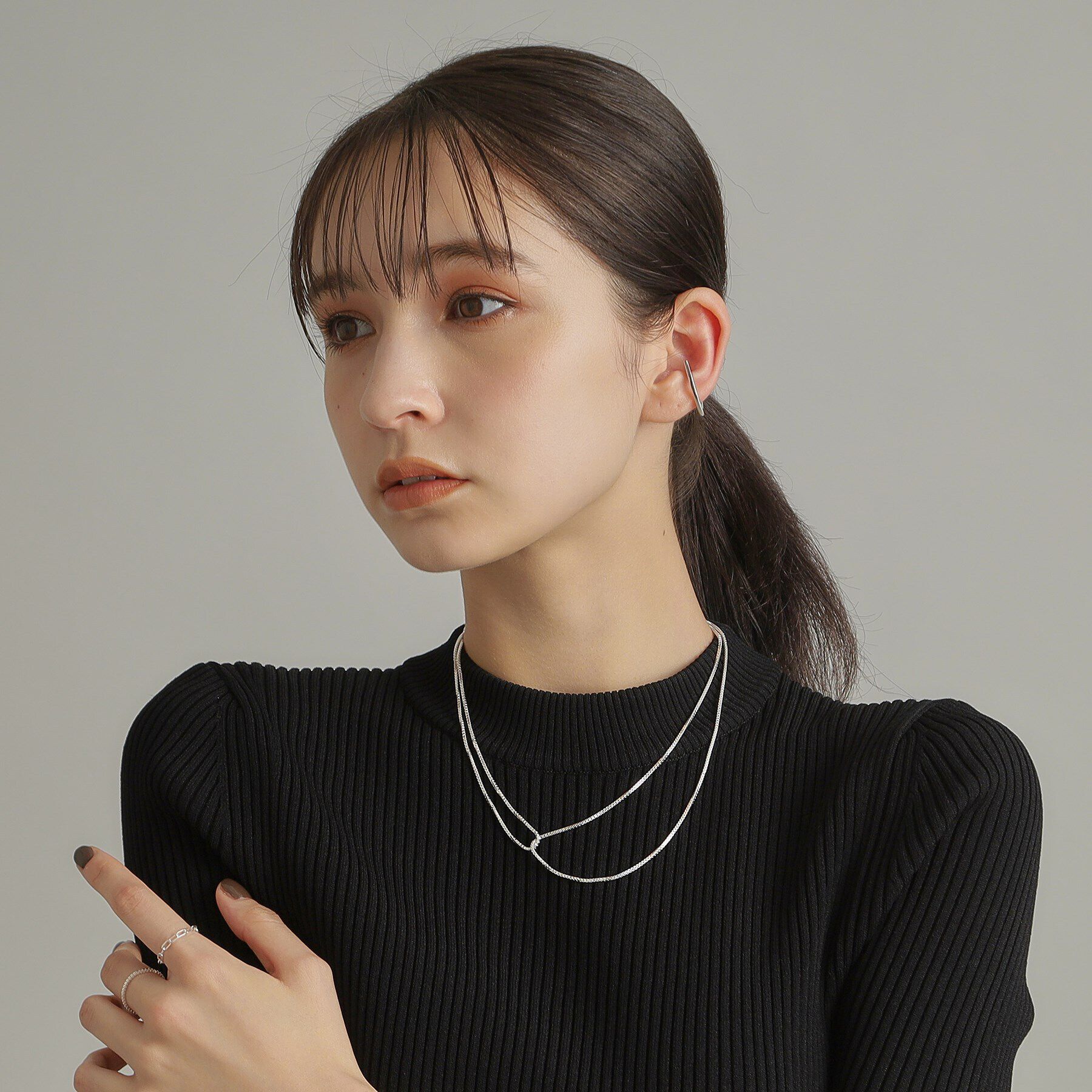 COCOSHNIK ONKITSCH「シルバー ベネチアン クロスネックレス」|ネックレス|