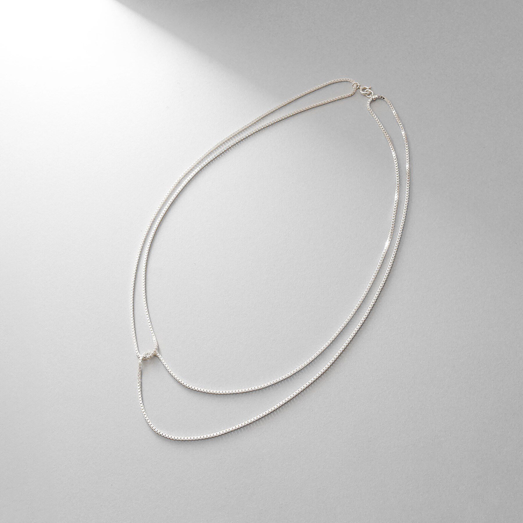 COCOSHNIK ONKITSCH「シルバー ベネチアン クロスネックレス」|ネックレス|