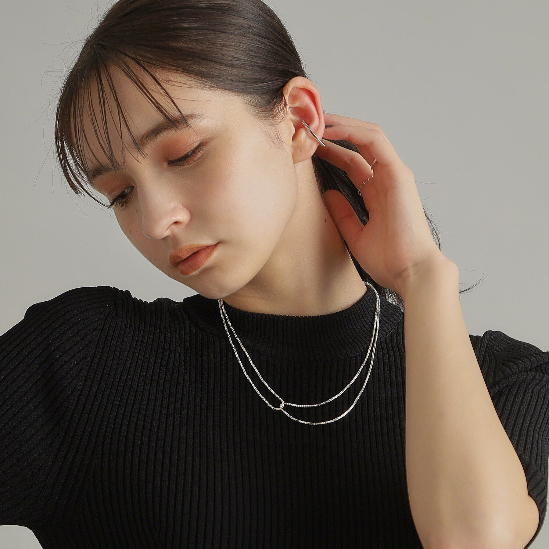 COCOSHNIK ONKITSCH「シルバー ベネチアン クロスネックレス」|ネックレス|