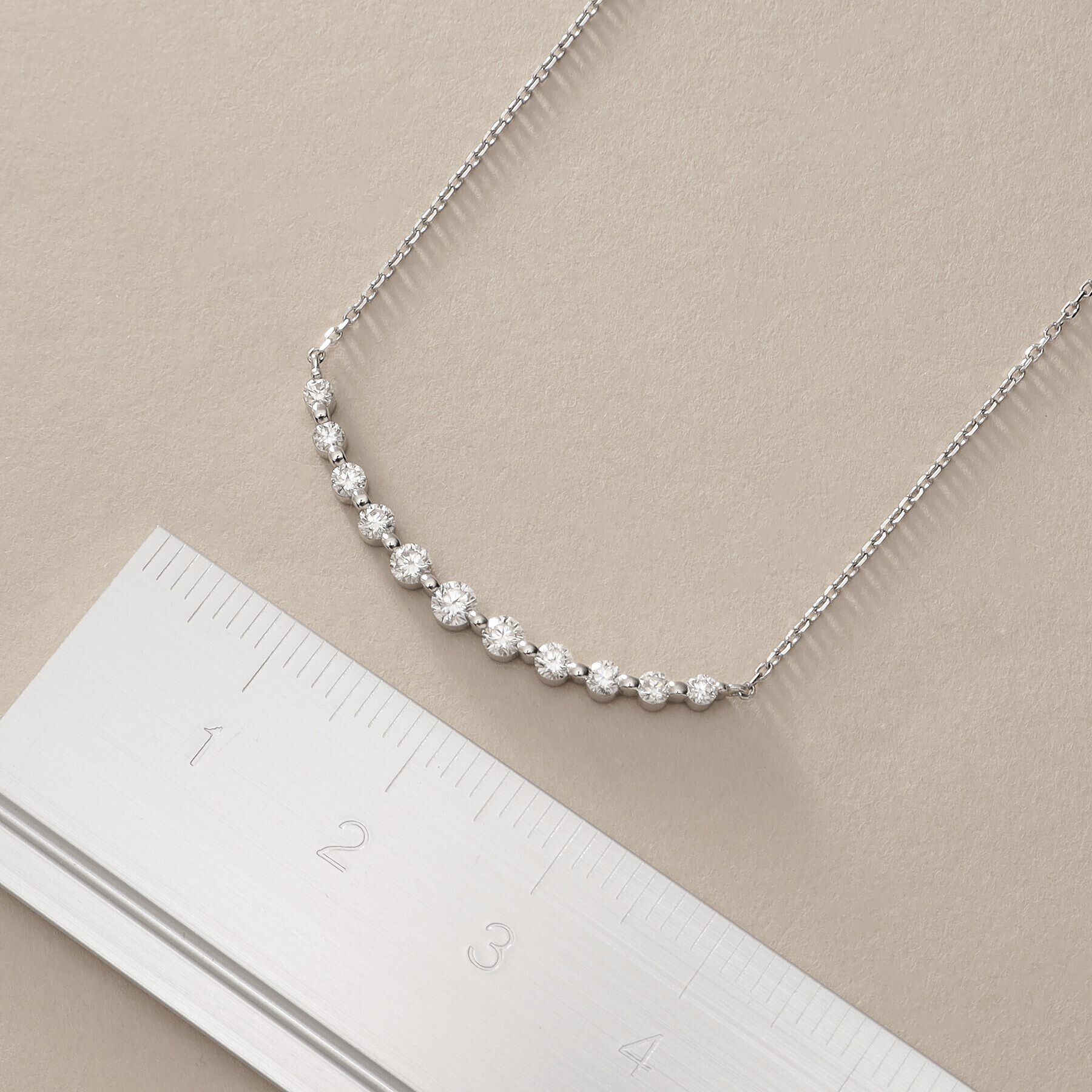 COCOSHNIK「プラチナ ダイヤモンド グラデーション11石 ネックレス」|ネックレス|