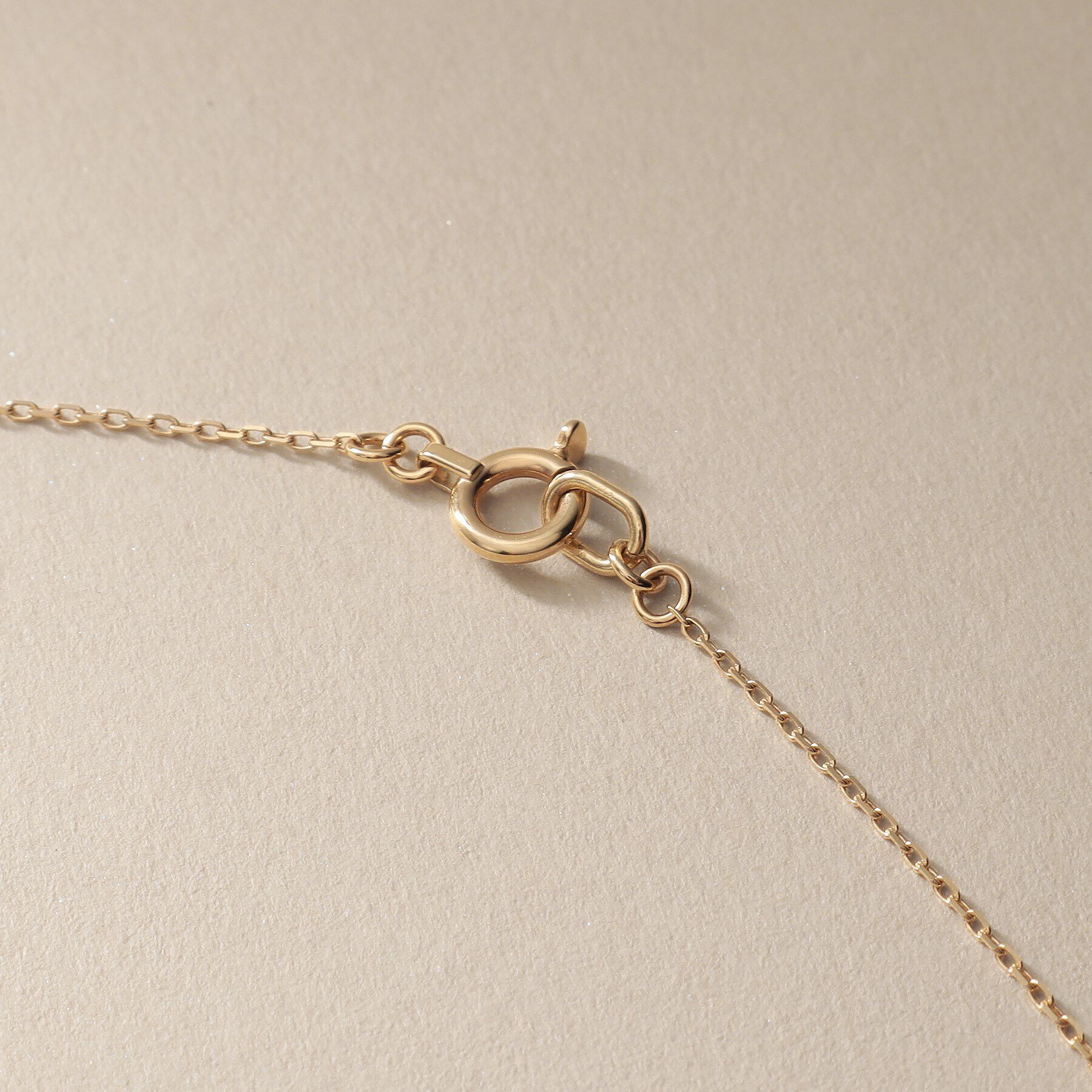 COCOSHNIK「K10ダイヤモンド シフテッドスクエア ネックレス」|ネックレス|