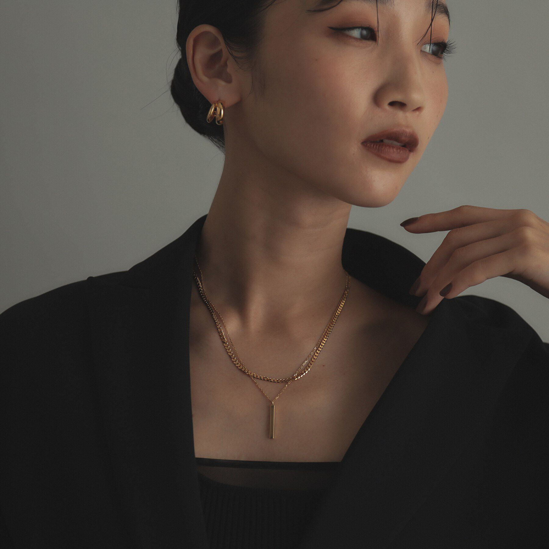 COCOSHNIK ONKITSCH「シルバー デザインチェーン ライトフラットカーブネックレス（38cm） GP」|ネックレス|