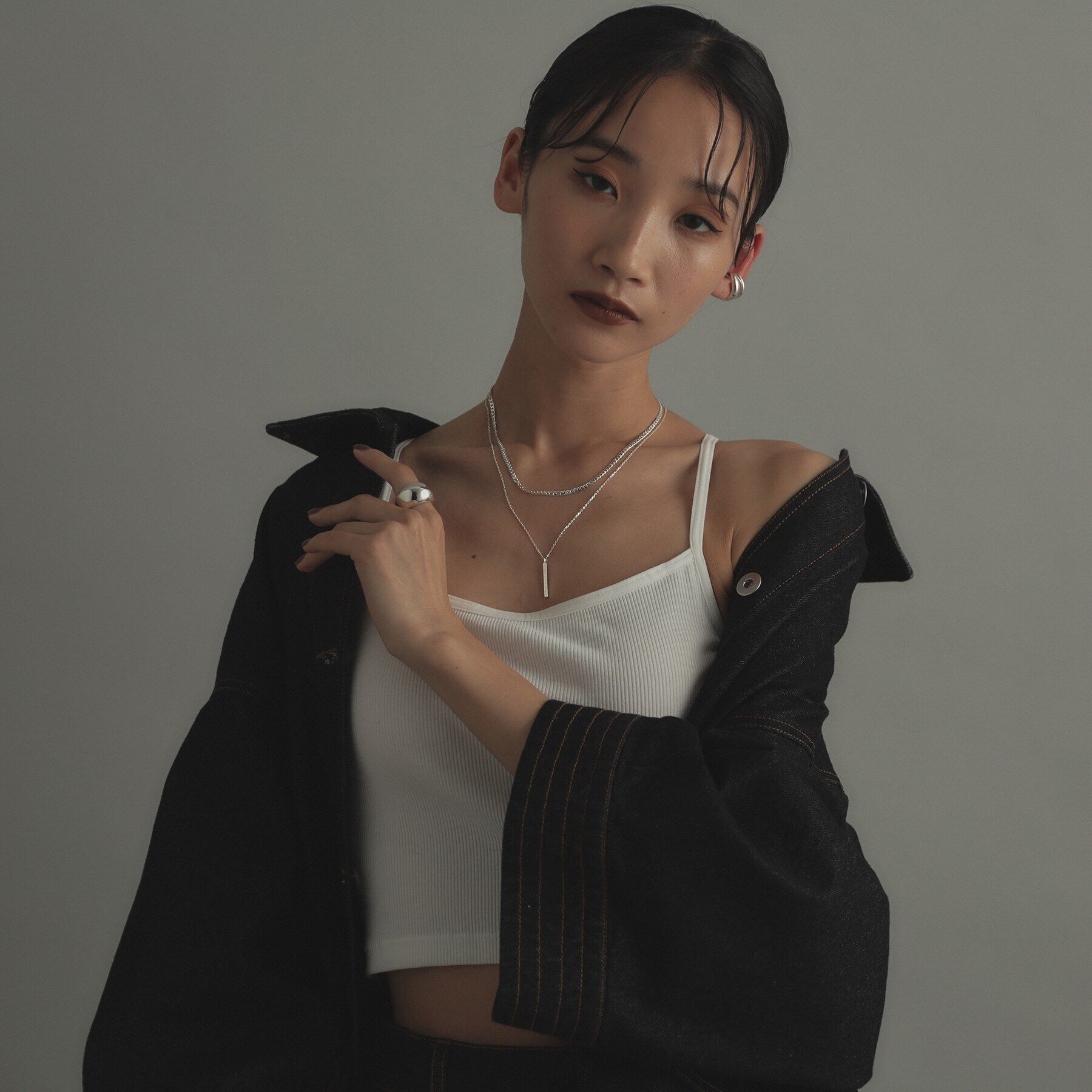 COCOSHNIK ONKITSCH「シルバー デザインチェーン ライトフラットカーブネックレス（38cm）」|ネックレス|