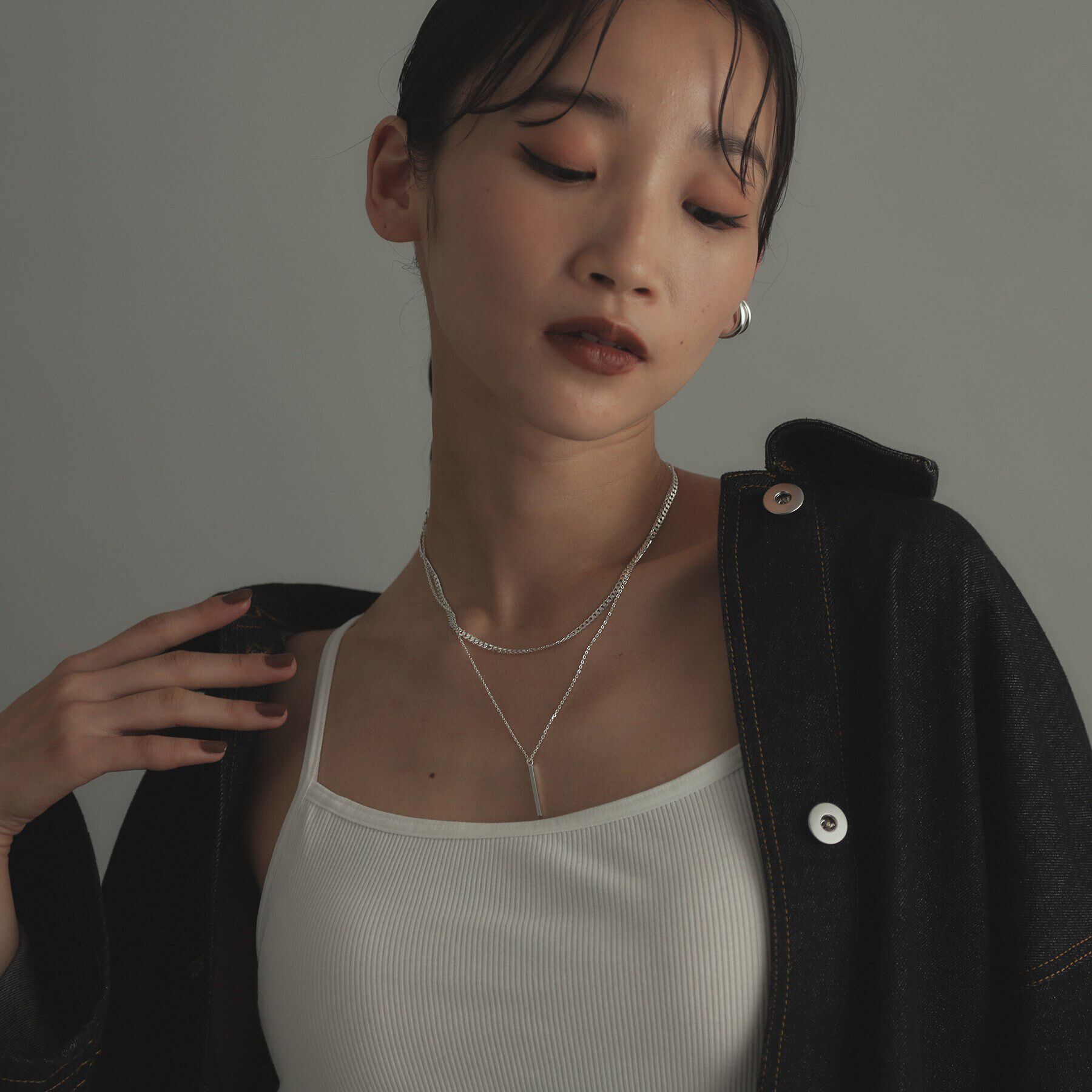 COCOSHNIK ONKITSCH「シルバー デザインチェーン ライトフラットカーブネックレス（38cm）」|ネックレス|