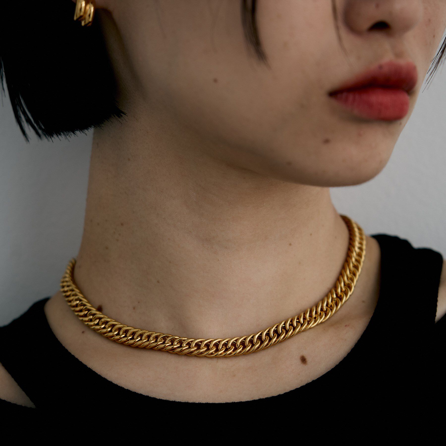 COCOSHNIK ONKITSCH「シルバー デザインチェーン ホロウカットダブルカーブネックレス GP」|ネックレス|