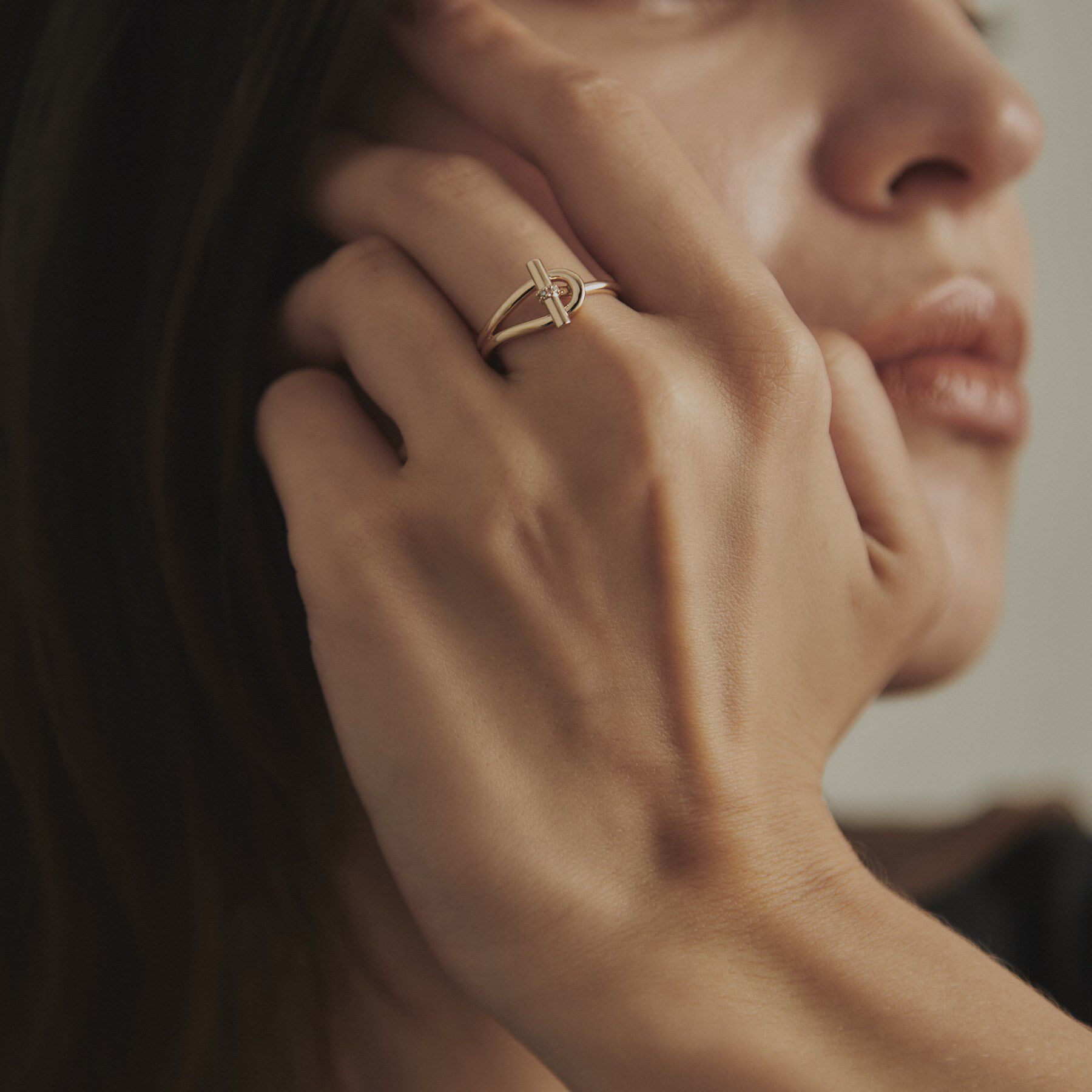 COCOSHNIK「K10ダイヤモンド マンテルモチーフ リング」|リング|