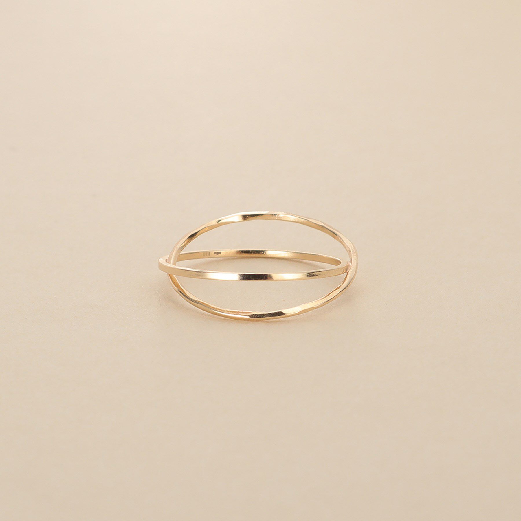 COCOSHNIK ONKITSCH「K10スキニーリング デュアルクロス」|リング|