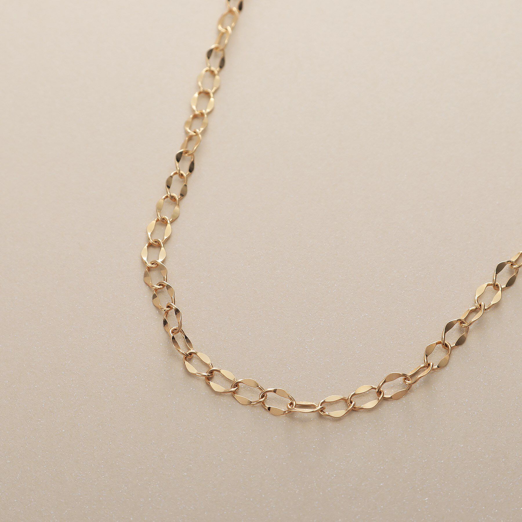 COCOSHNIK「K10シースルーフラット ネックレス」|ネックレス|