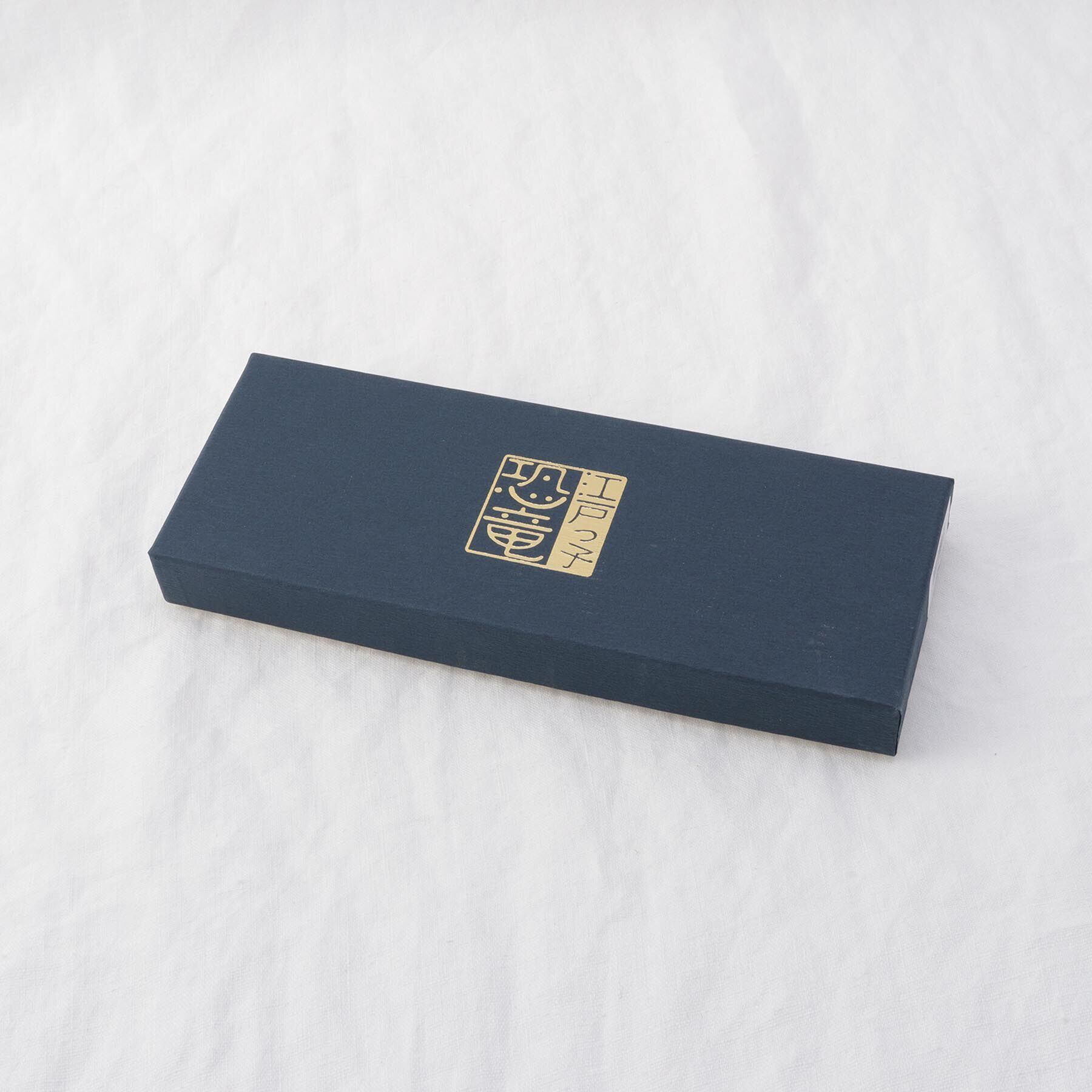 212 KITCHEN STORE「まめ皿・箸置ペア ＜江戸っ子恐竜 ＞」|食器・キッチングッズ|