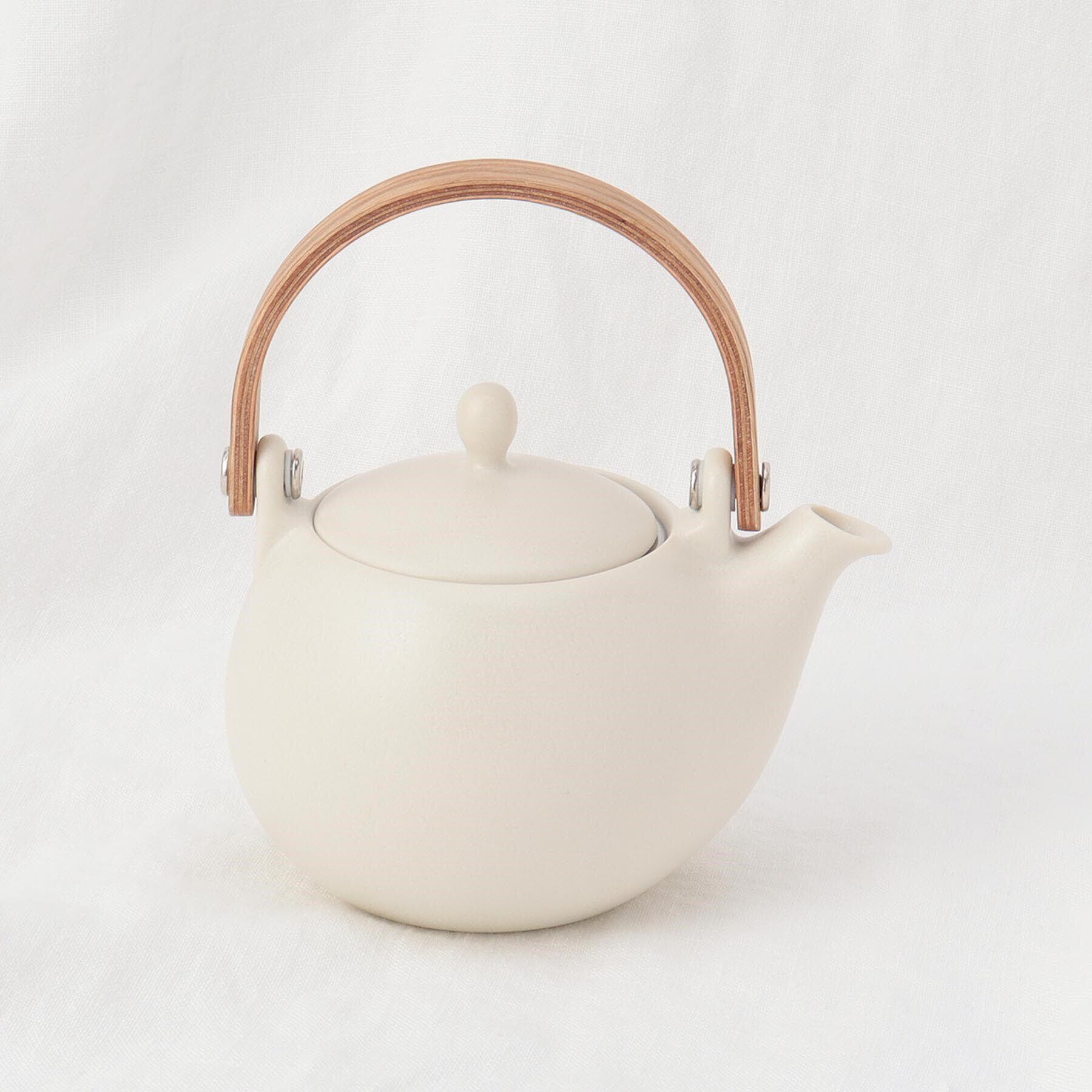 212 KITCHEN STORE「結土瓶急須330 WH ＜SALIU サリウ＞」|食器・キッチングッズ|