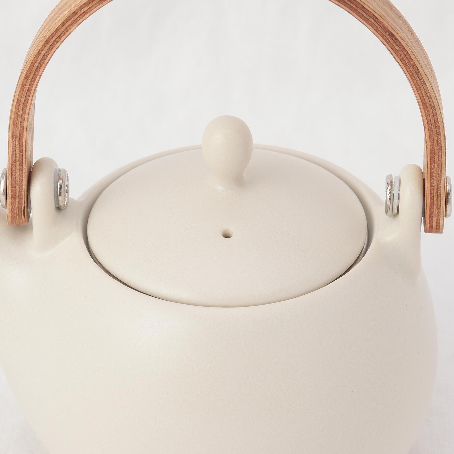 212 KITCHEN STORE「結土瓶急須330 WH ＜SALIU サリウ＞」|食器・キッチングッズ|